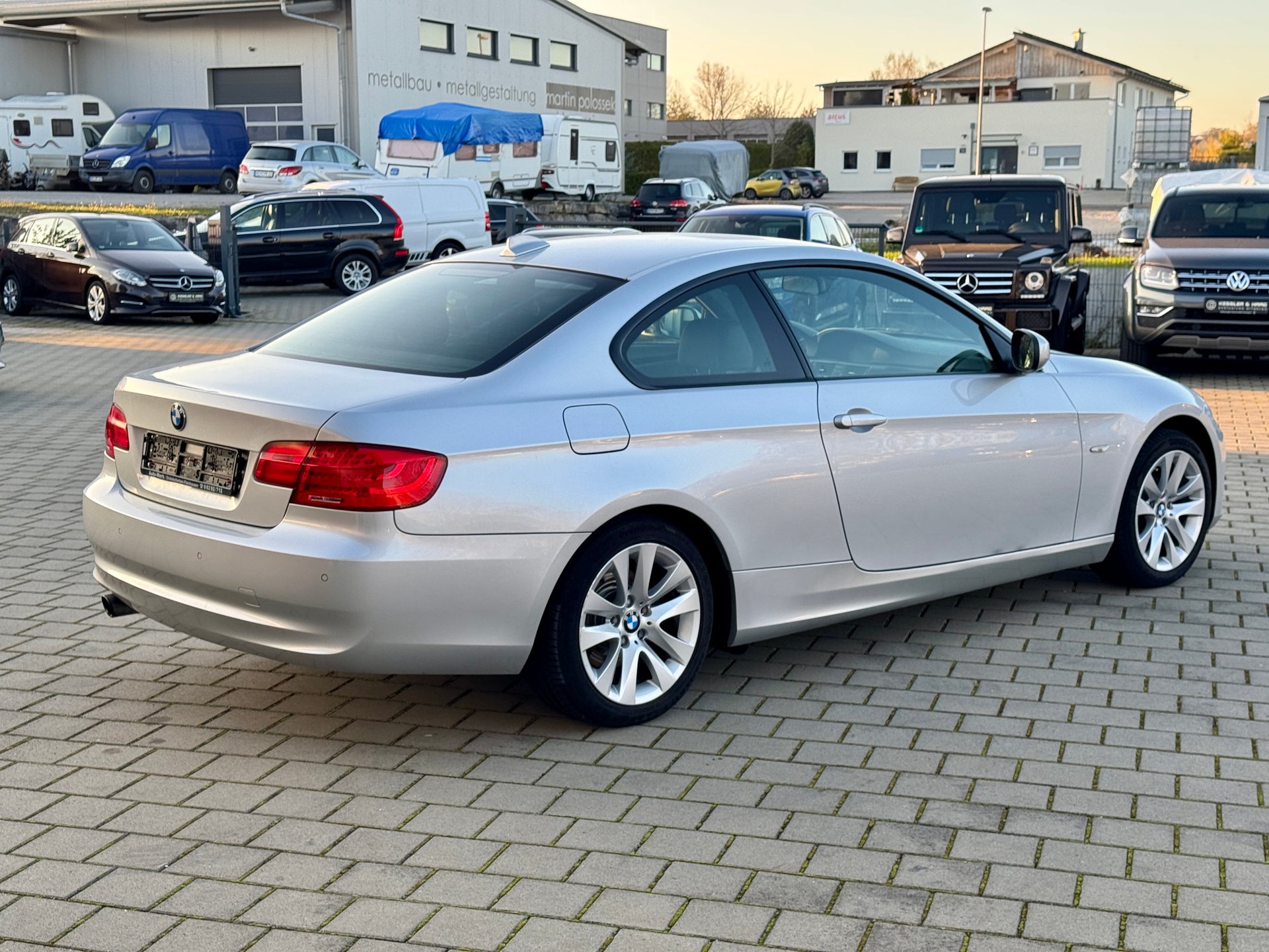 BMW 320i Harman-Kardon/Xenon/Navi/ – Bild 6
