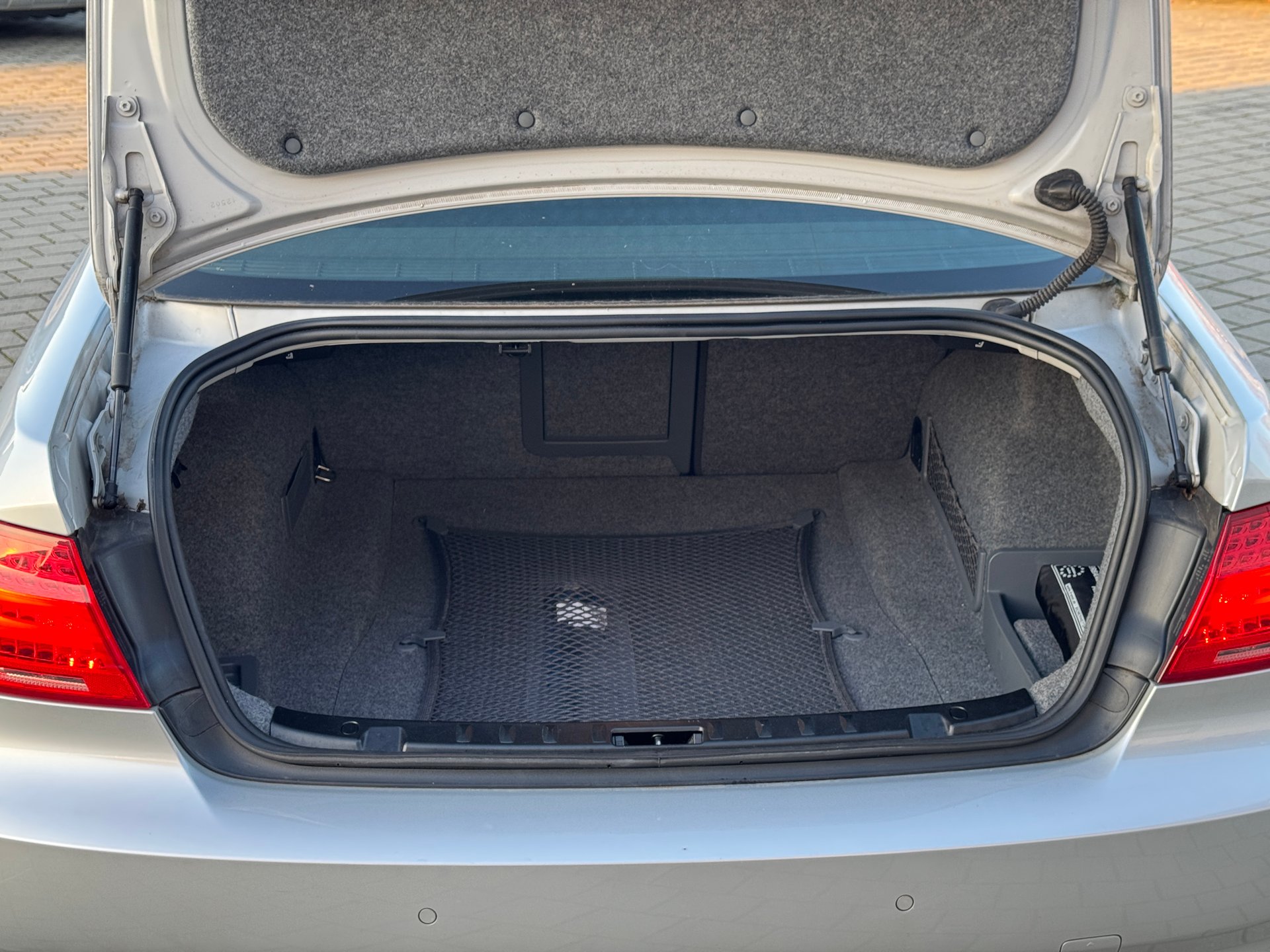 BMW 320i Harman-Kardon/Xenon/Navi/ – Bild 8
