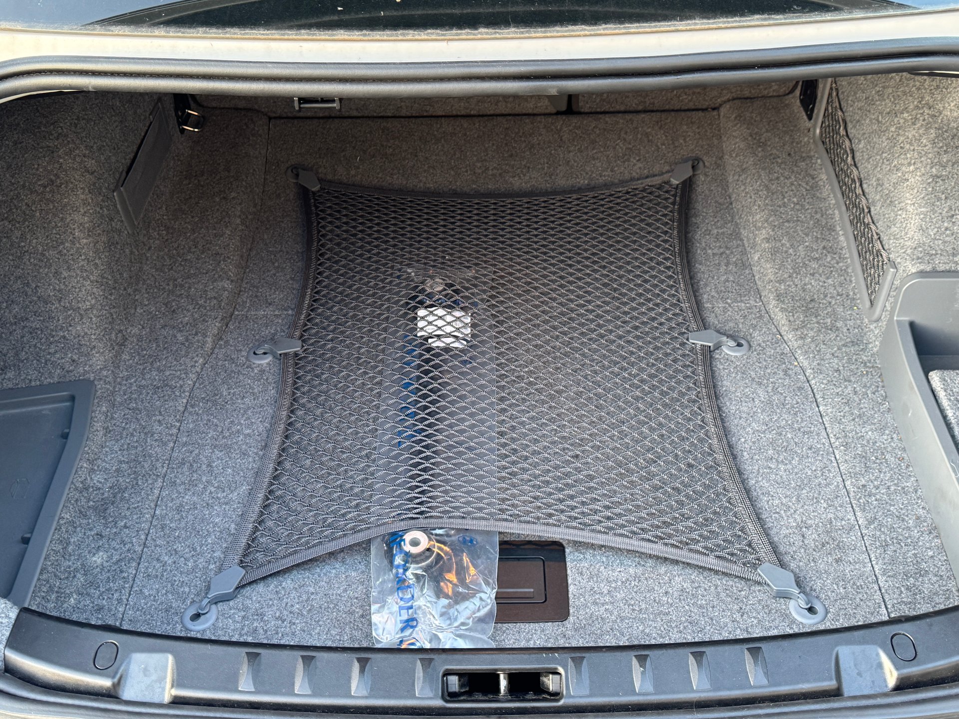 BMW 320i Harman-Kardon/Xenon/Navi/ – Bild 9