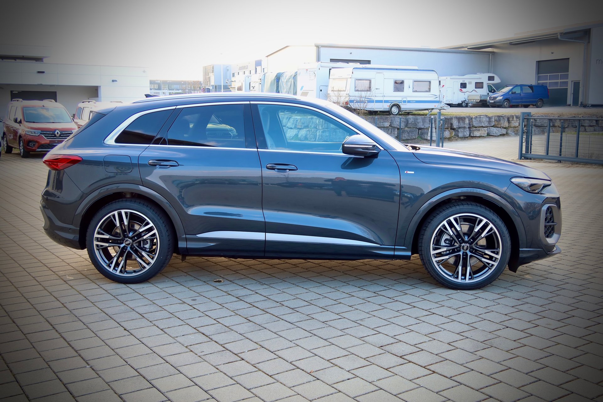 Audi Q5 2.0 TDI quattro#2x S-LINE#LUFT#TECH-PACK#PANO – Bild 5