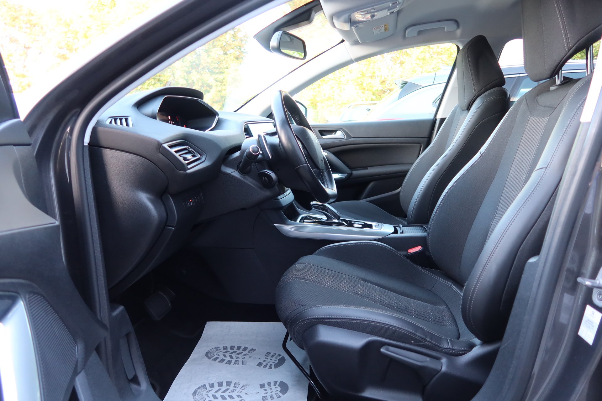 Peugeot 308 SW Allure Pack#LED#ACC · Kamera · Navi · Sitzheizung – Bild 9