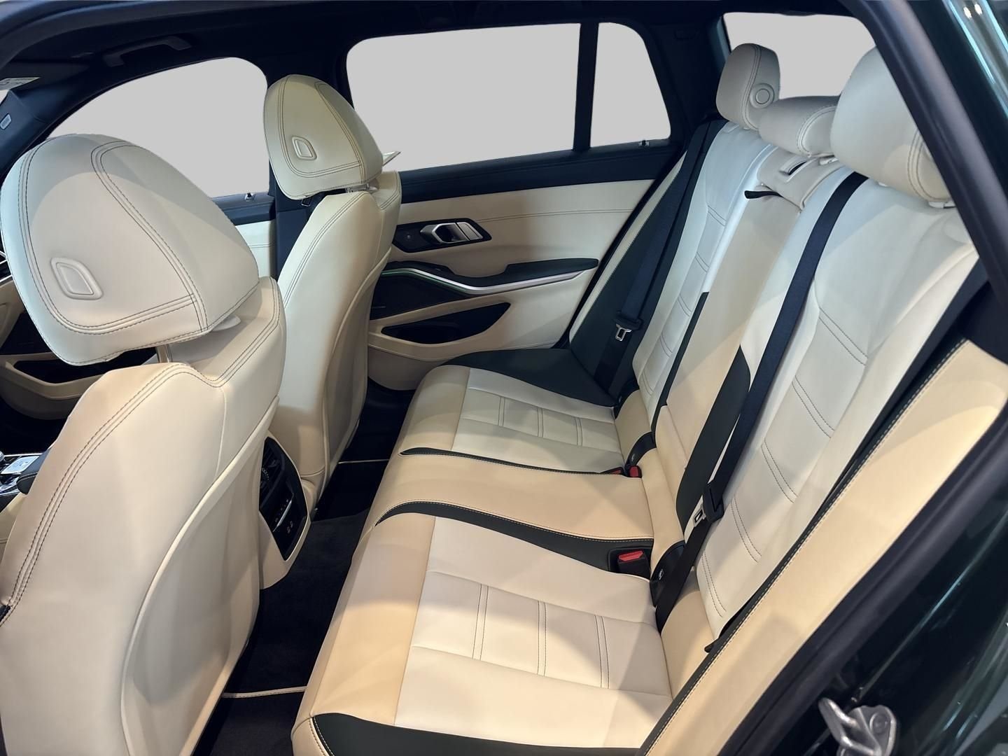 ALPINA B3 GT Touring Lavalina Tri-Color Elfenbein Malac – Bild 9