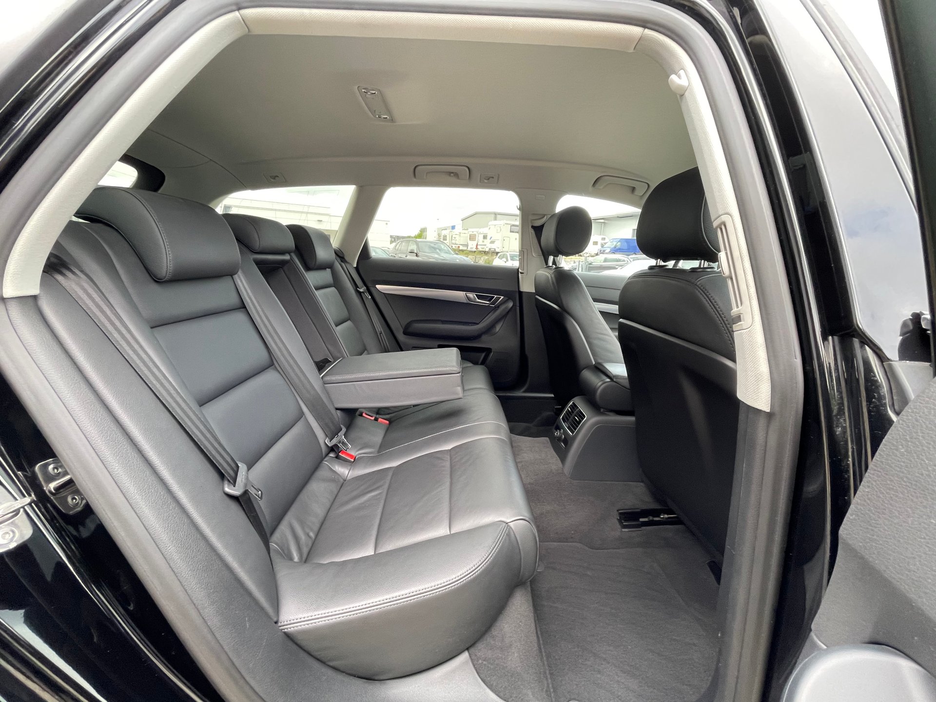 Audi A6 Avant 2.8 FSI/Kamera/Leder/Xenon/Navi – image 21