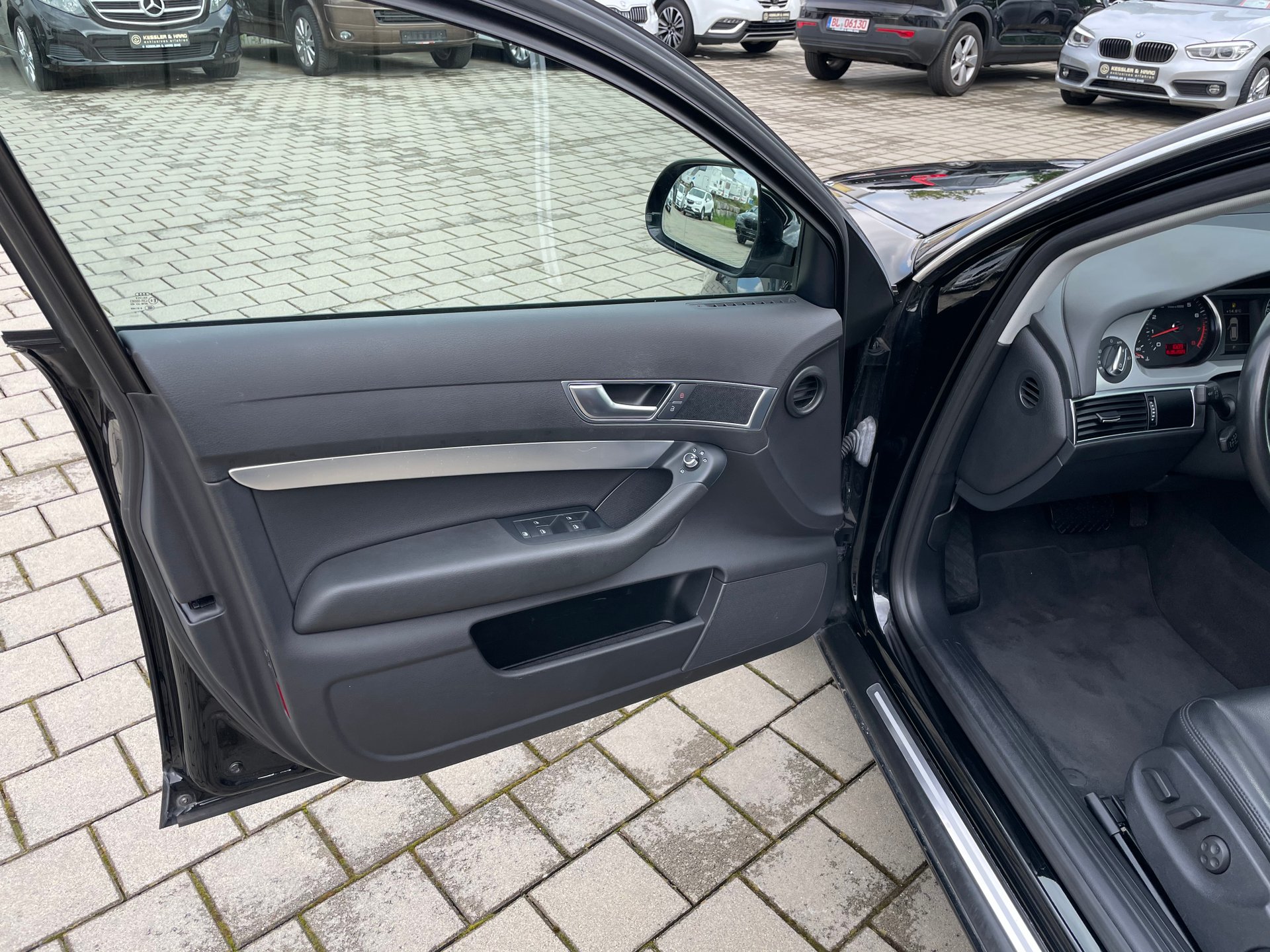Audi A6 Avant 2.8 FSI/Kamera/Leder/Xenon/Navi – image 11