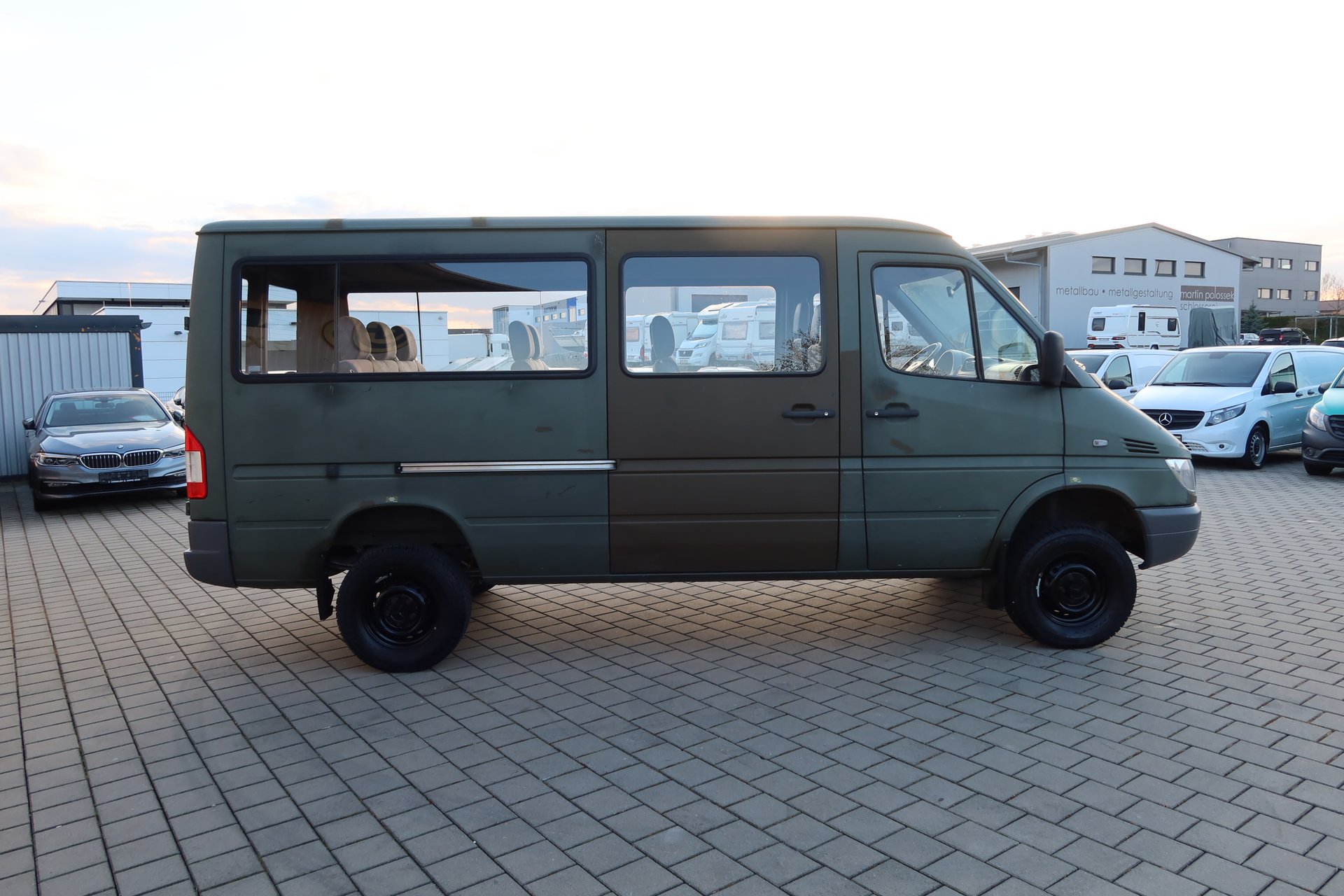 Mercedes-Benz 313 CDI Sprinter 11/9 Sitzer 313 CDI 4x4, 129 PS – Bild 6