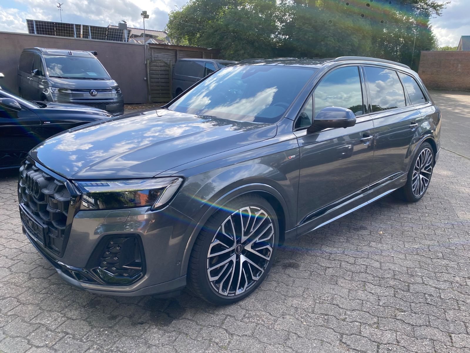 Audi Q7 50 TDI S line 7 Si Panorama Allradlenkung 22 – Bild 6