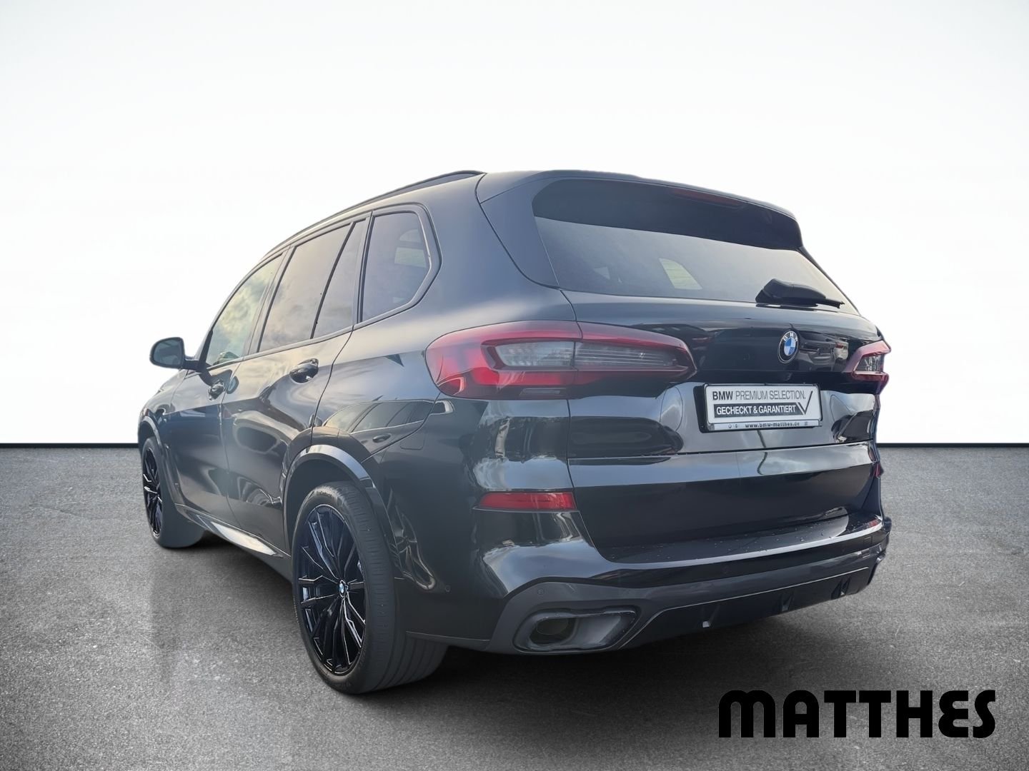 BMW X5 40 i M Sport xDrive Anhängerkupplung Panorama – Bild 4