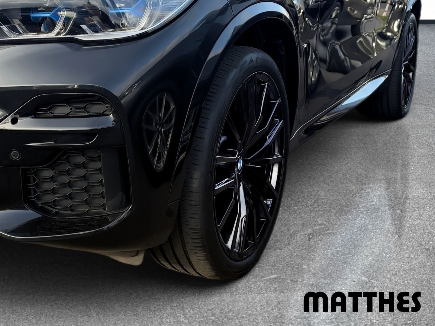 BMW X5 40 i M Sport xDrive Anhängerkupplung Panorama – Bild 6
