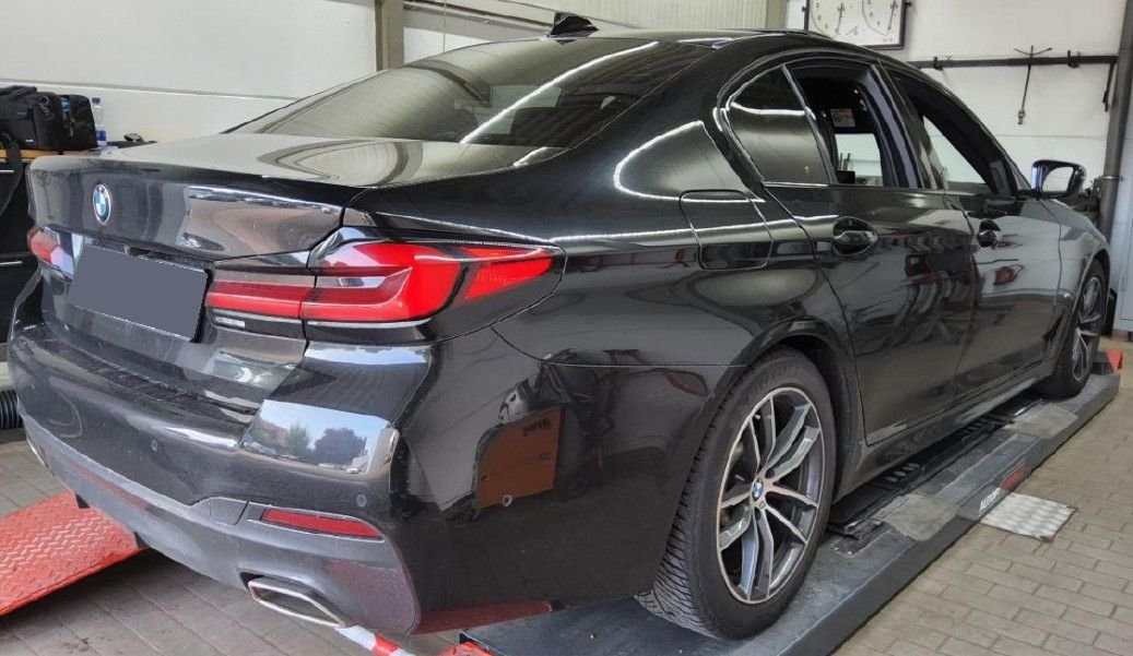 BMW 520i M Sport*FACELIFT*Laser,SHD,ACC,HUD,AHK,RFK – Bild 4