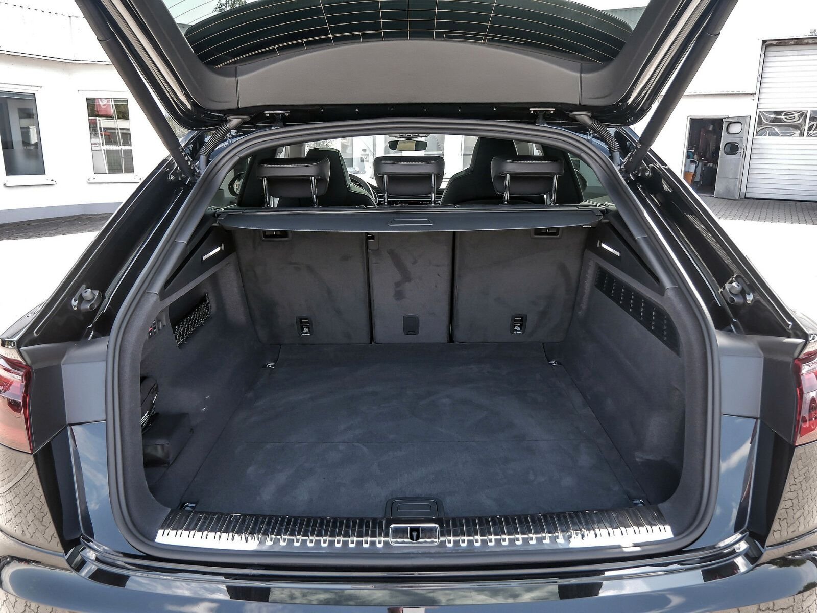 Audi Q8 50 TDI quattro S-Line *PANO*HEAD-UP*B&O*AHK* – Bild 12