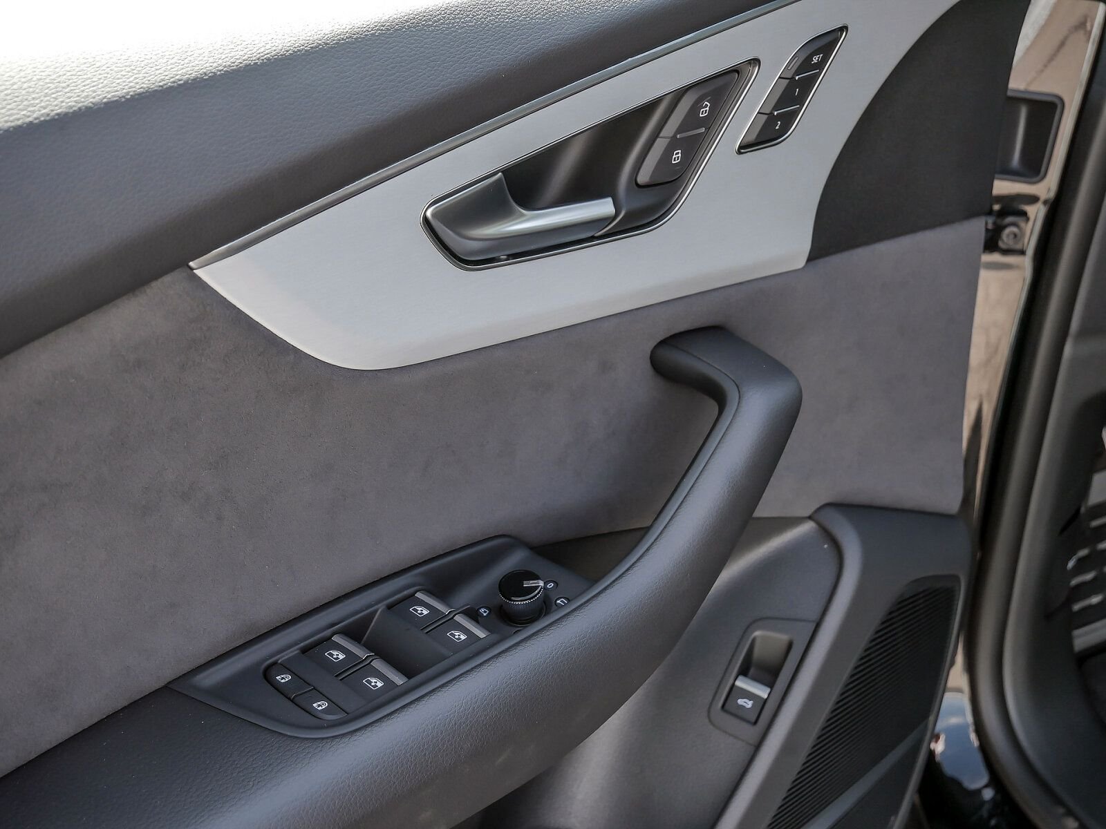 Audi Q8 50 TDI quattro S-Line *PANO*HEAD-UP*B&O*AHK* – Bild 13