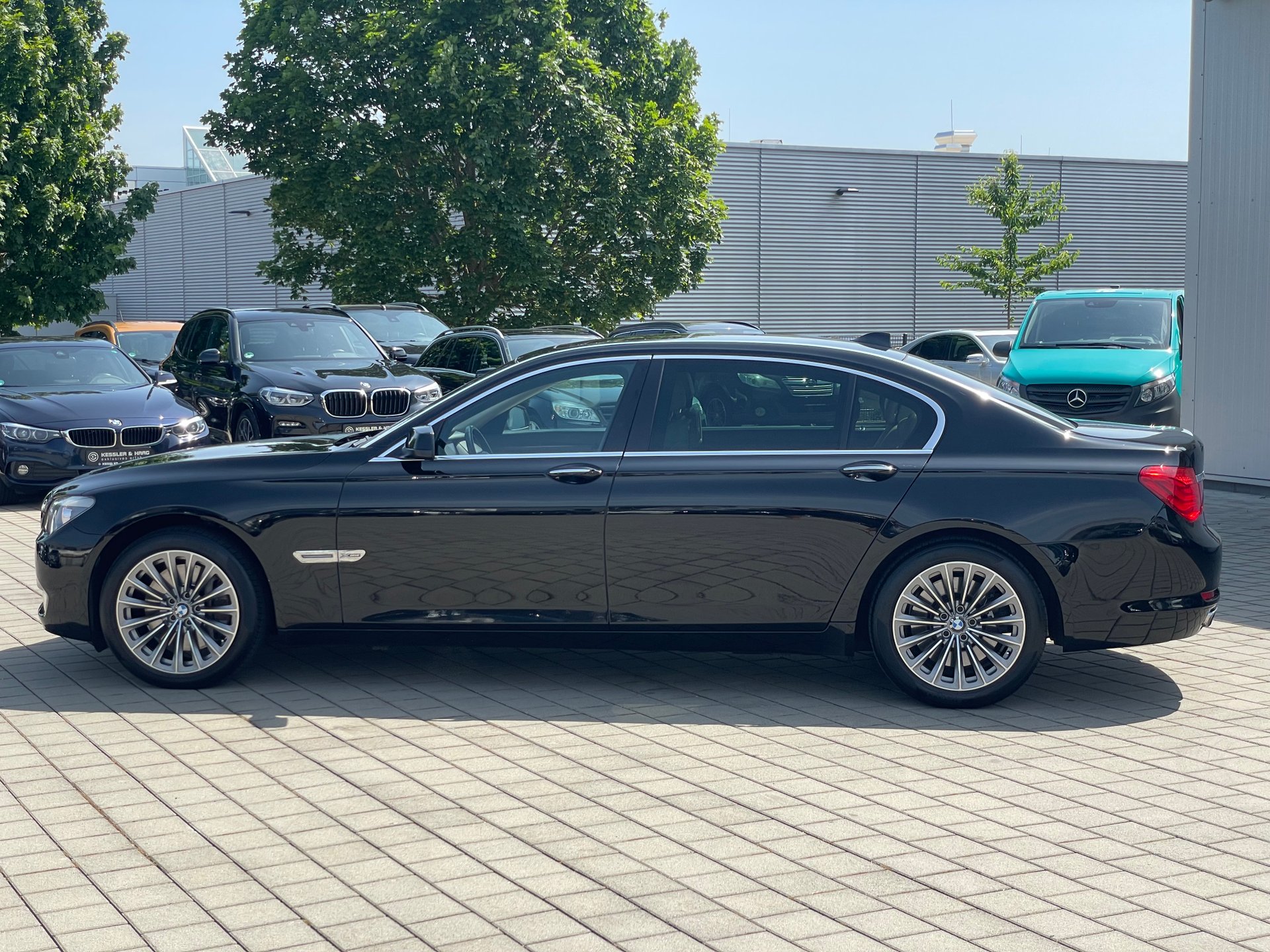 BMW 750Li xDrive StandH/TV im Fond/4xSitzklima/Voll – Bild 9