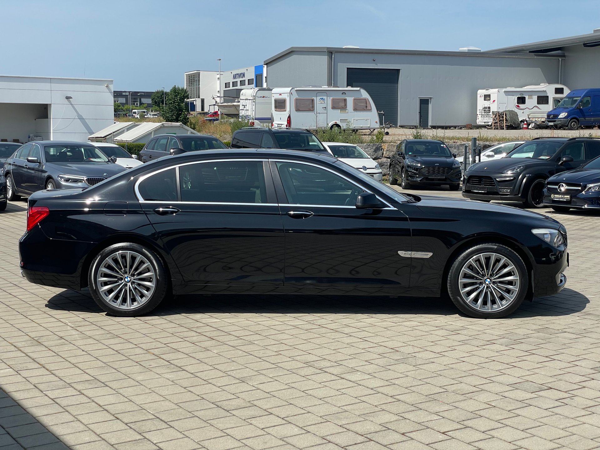 BMW 750Li xDrive StandH/TV im Fond/4xSitzklima/Voll – Bild 4