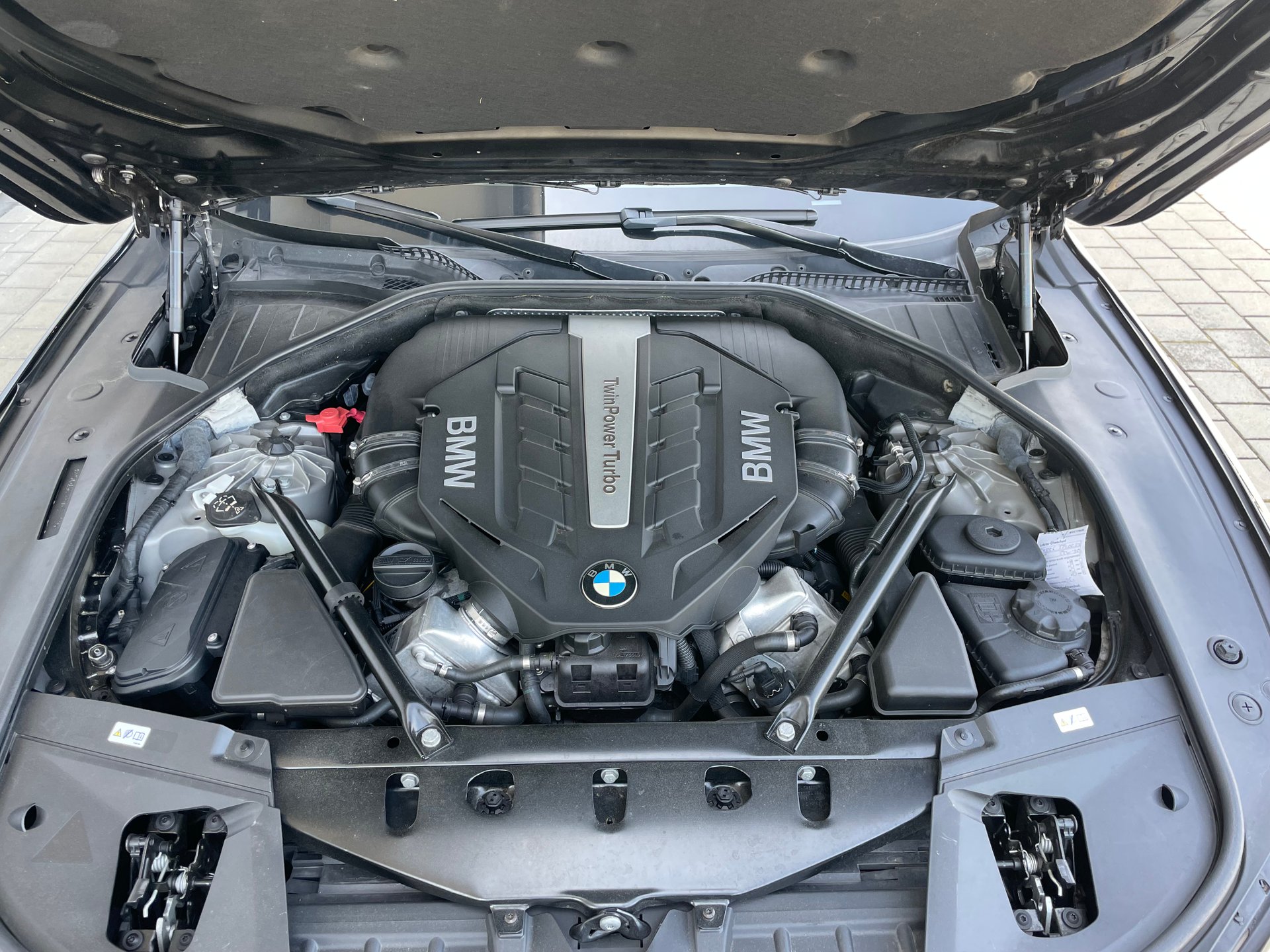 BMW 750Li xDrive StandH/TV im Fond/4xSitzklima/Voll – Bild 27