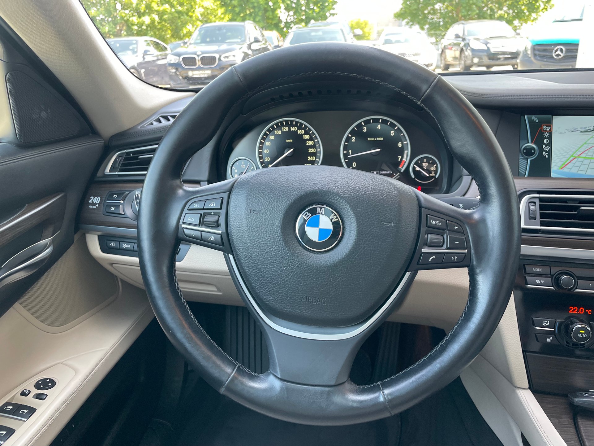 BMW 750Li xDrive StandH/TV im Fond/4xSitzklima/Voll – Bild 14