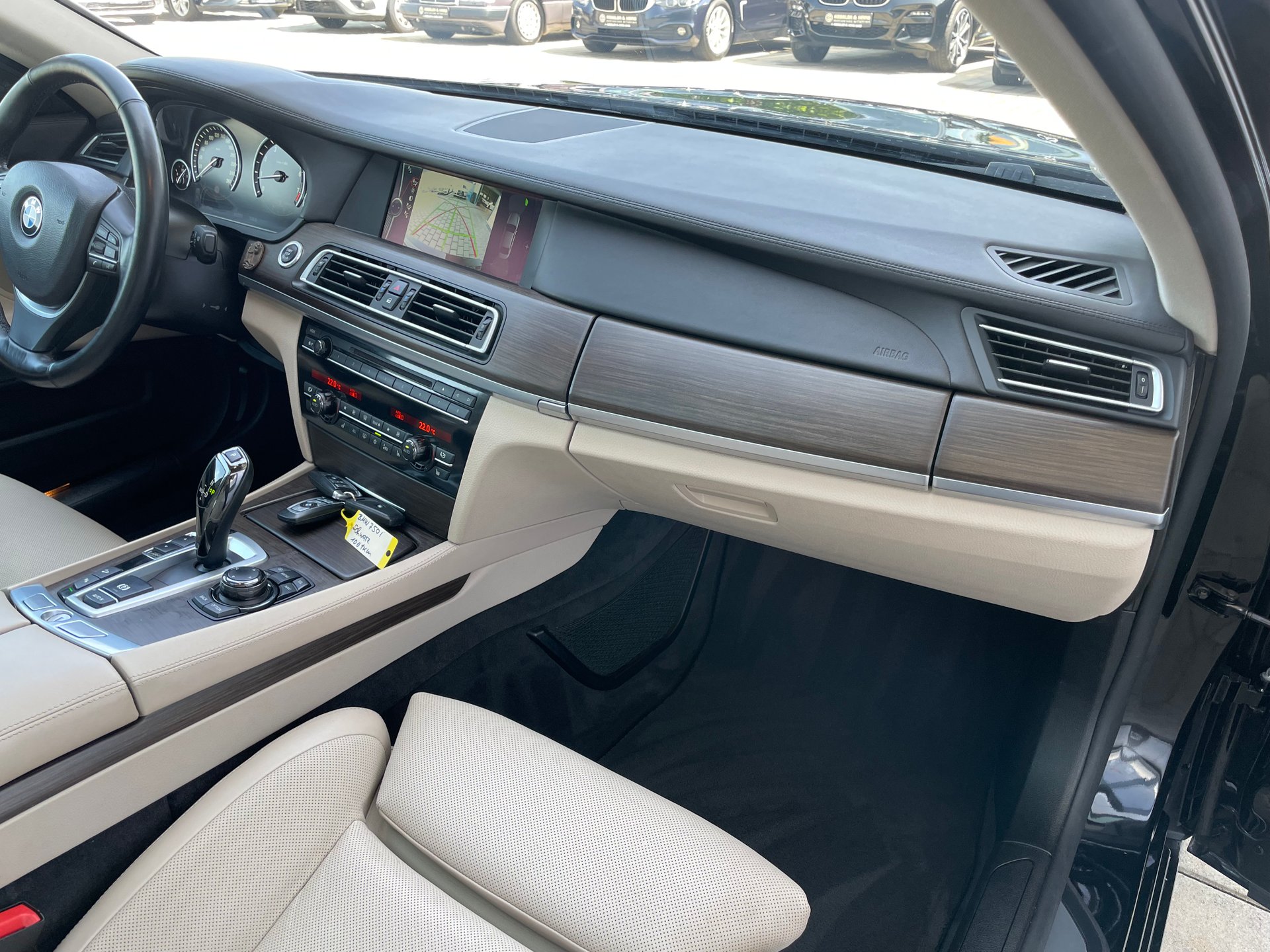BMW 750Li xDrive StandH/TV im Fond/4xSitzklima/Voll – Bild 18