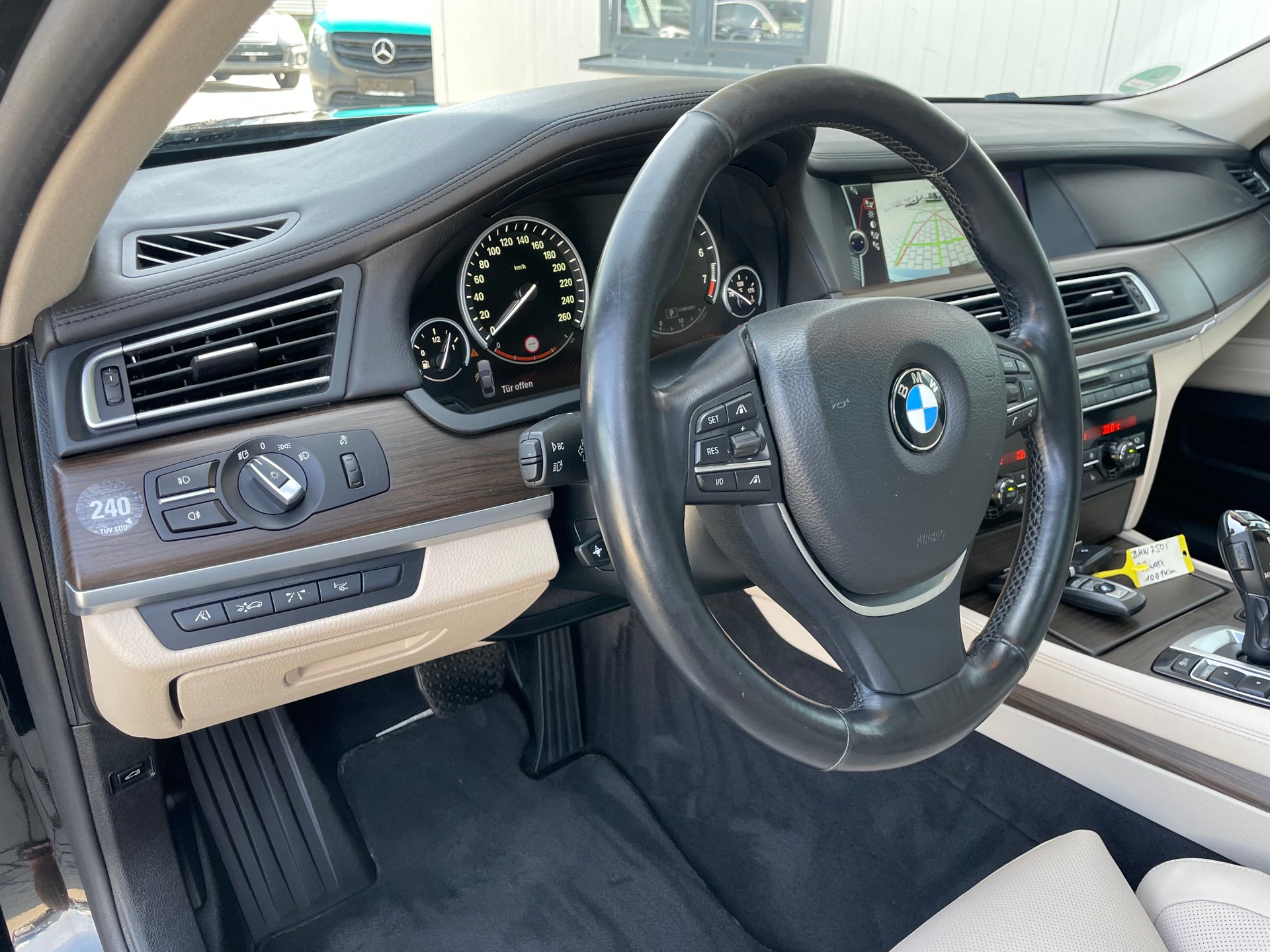 BMW 750Li xDrive StandH/TV im Fond/4xSitzklima/Voll – Bild 12