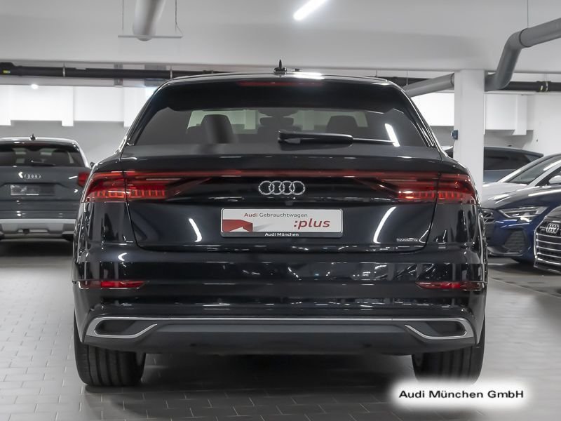 Audi Q8 45 TDI qu. S line AHK Pano Kamera – Bild 8