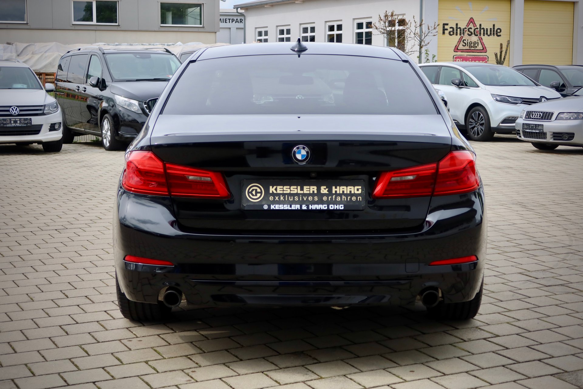 BMW 530 i xDrive SportLine#AHK#LIVE#HUP#DA+#1HD – Bild 7