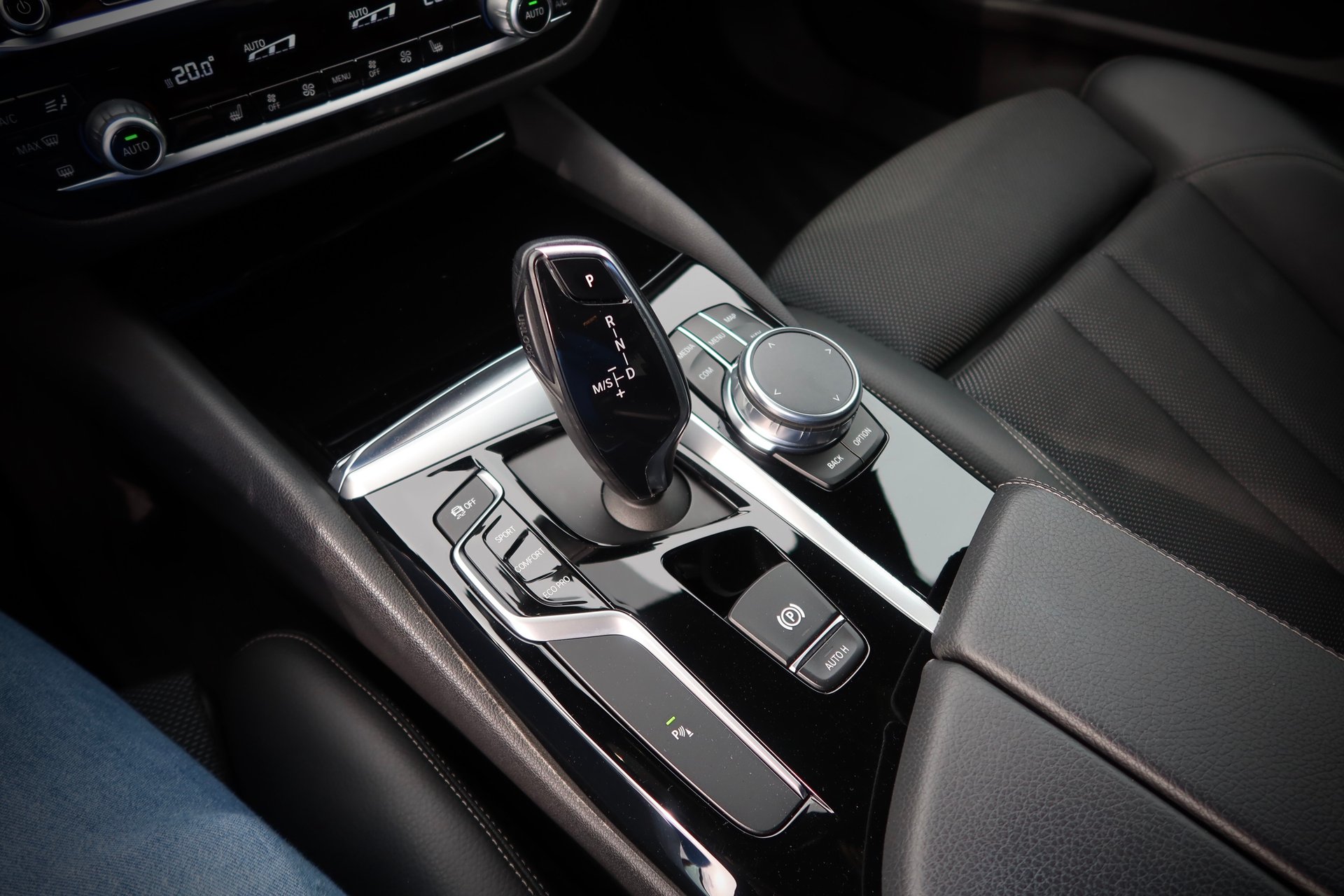 BMW 530 i xDrive SportLine#AHK#LIVE#HUP#DA+#1HD – Bild 16
