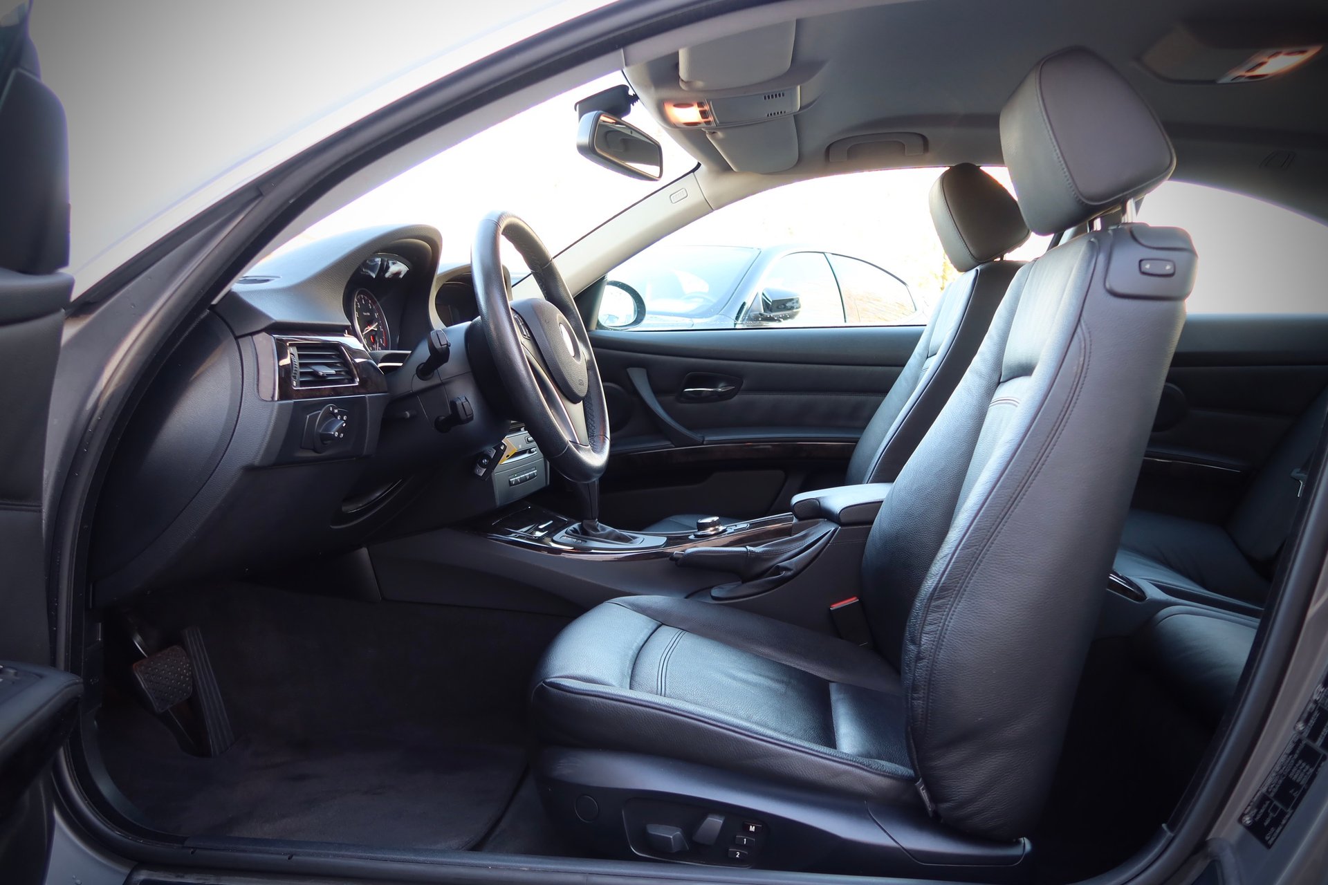 BMW 325i xDrive#XENON#TEMP#MEMORY#8xALU – Bild 8