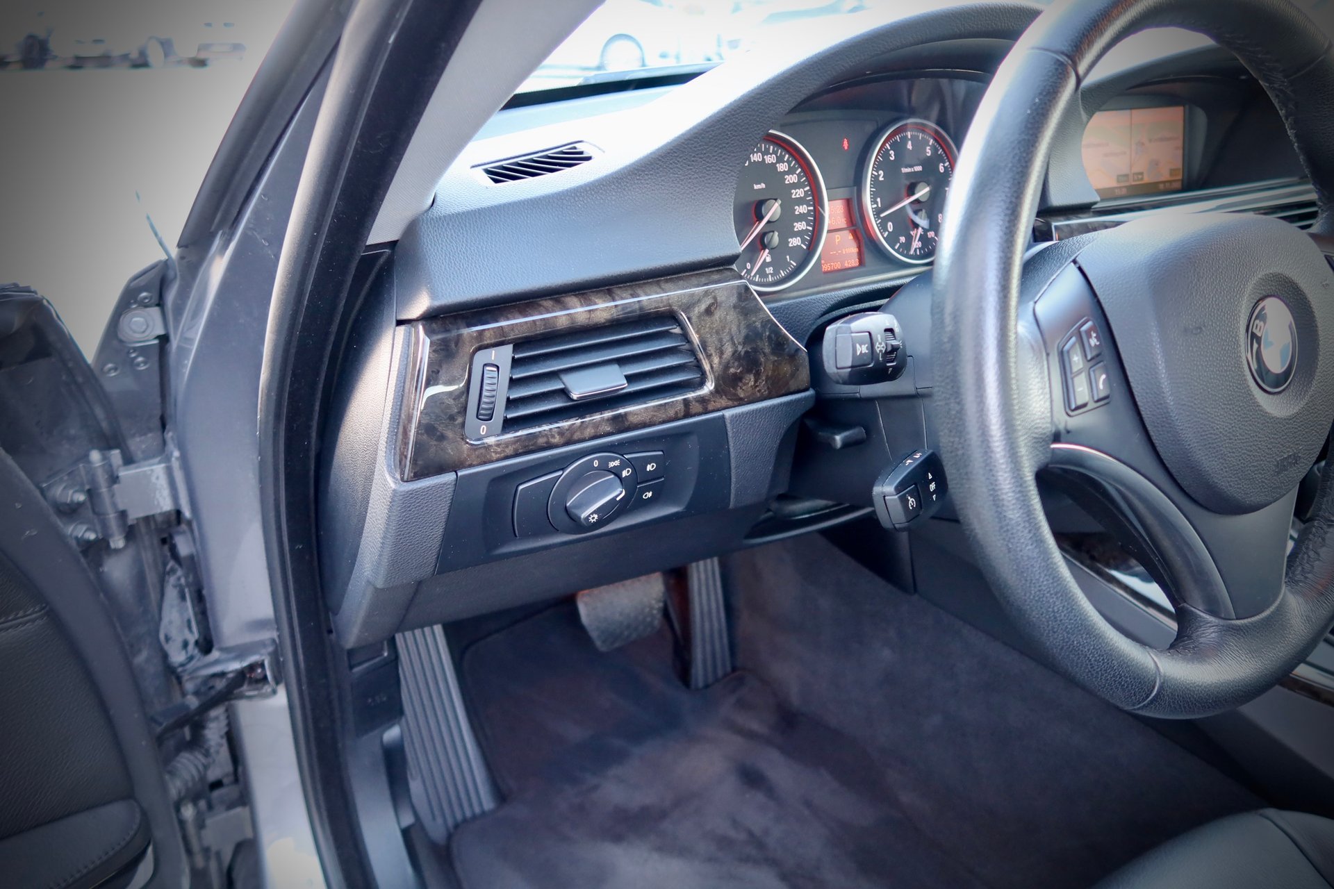 BMW 325i xDrive#XENON#TEMP#MEMORY#8xALU – Bild 14