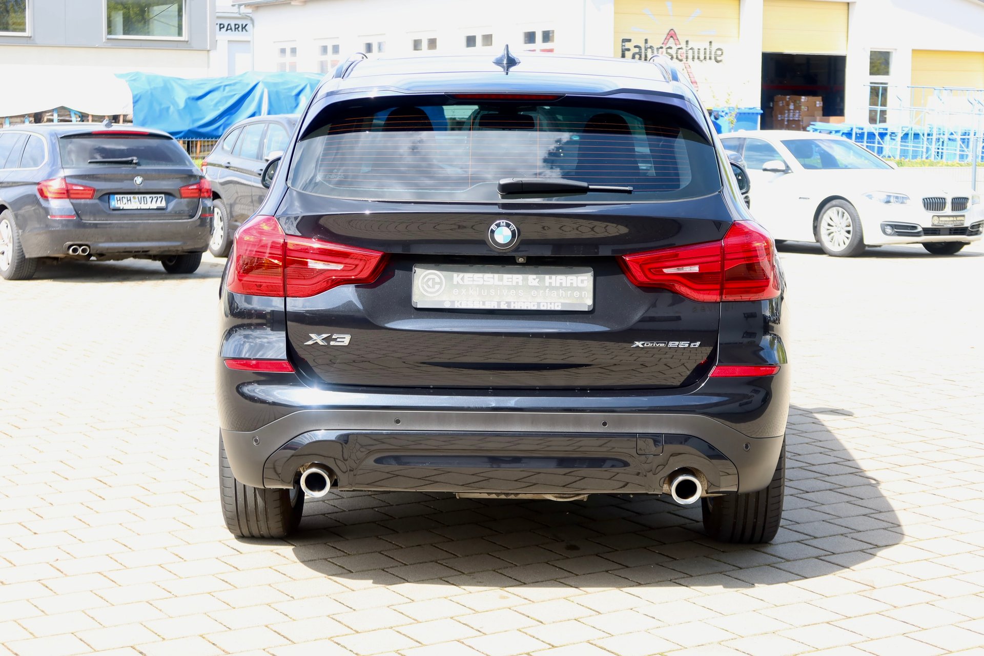 BMW X3 xDrive 25d Advant. ACC KEY-GO AHK CAM#H&K#PANO – Bild 7