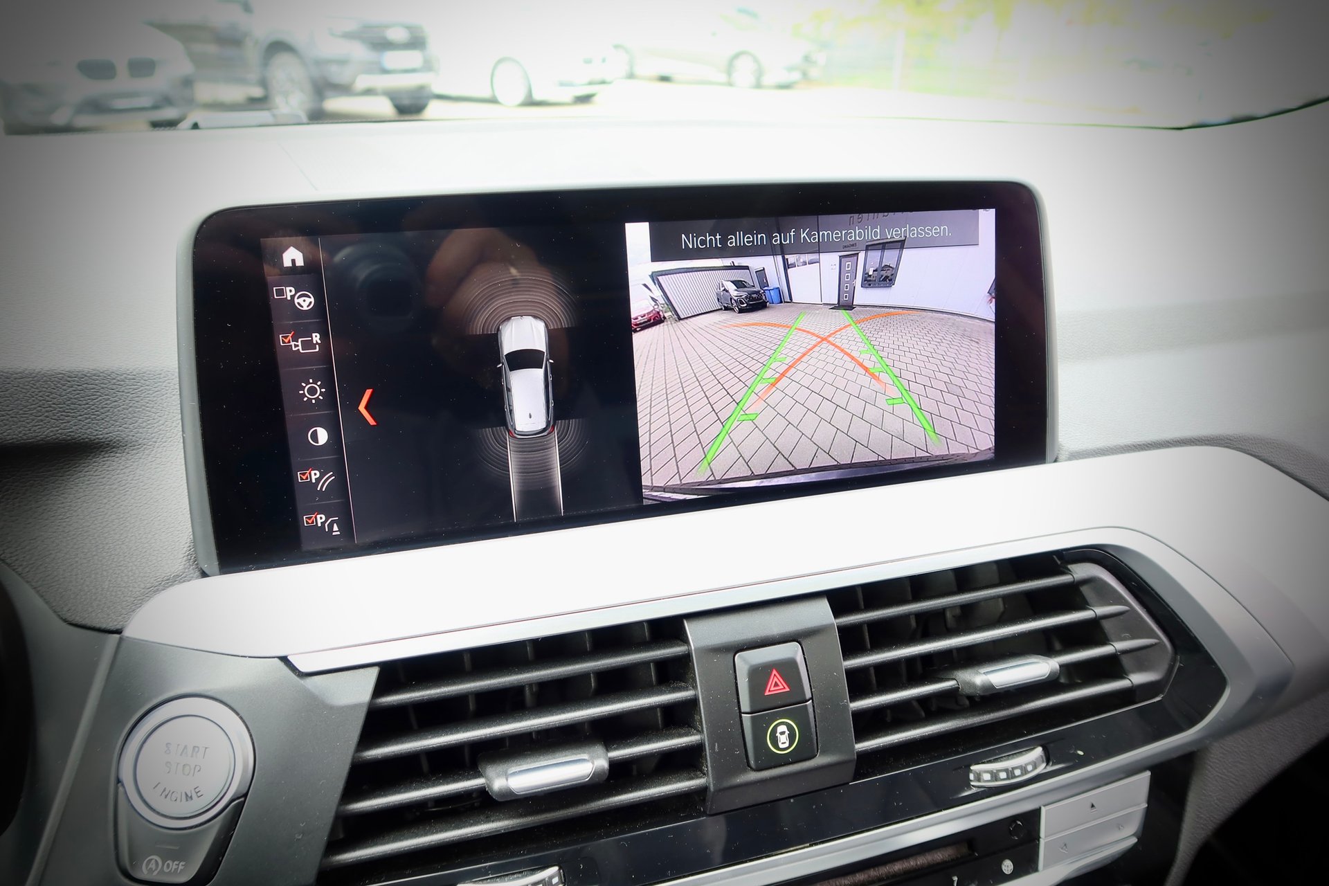 BMW X3 xDrive 25d Advant. ACC KEY-GO AHK CAM#H&K#PANO – Bild 23