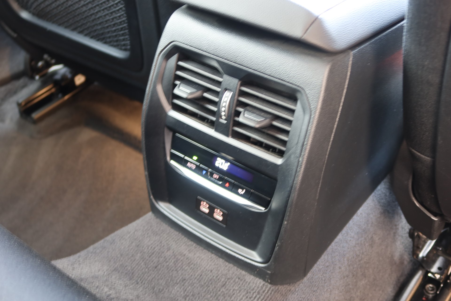 BMW 318d Touring Aut | Standheizung | Kamera | 1.Hand | MwSt. – Bild 15