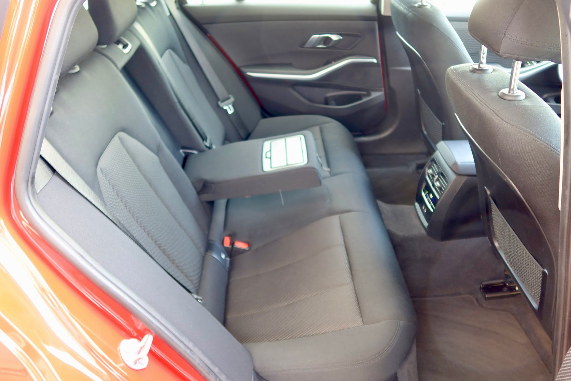 BMW 318d Touring Aut | Standheizung | Kamera | 1.Hand | MwSt. – Bild 16