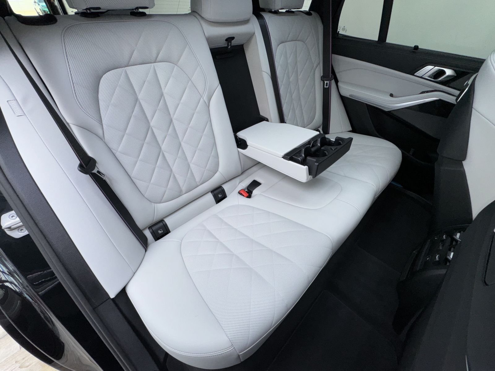 BMW X5 xDrive30d M Sport Pro Luftfeder Pano ACC 360° – Bild 24