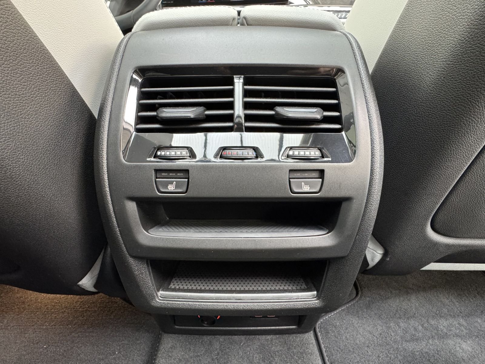 BMW X5 xDrive30d M Sport Pro Luftfeder Pano ACC 360° – Bild 25
