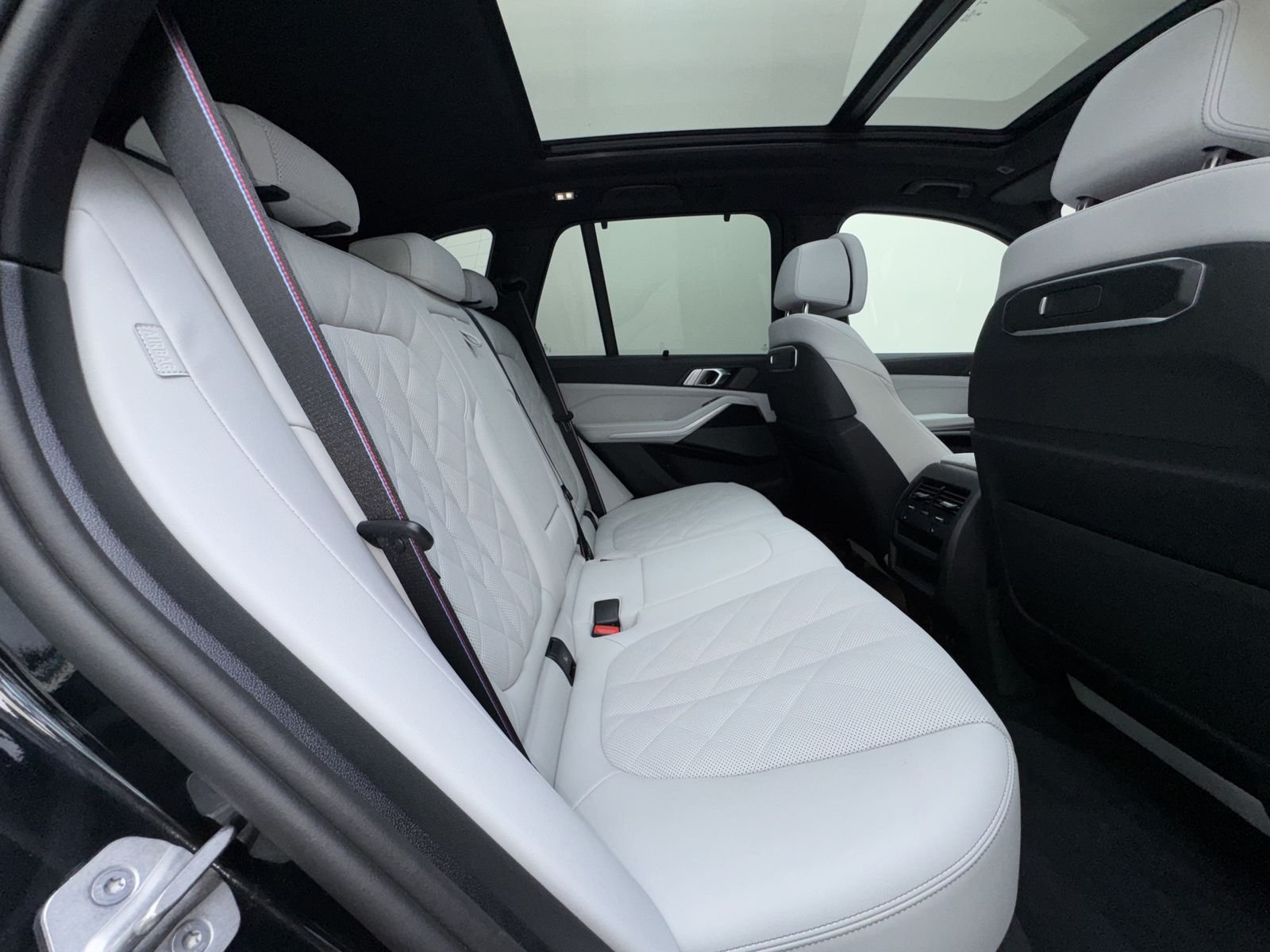 BMW X5 xDrive30d M Sport Pro Luftfeder Pano ACC 360° – Bild 26