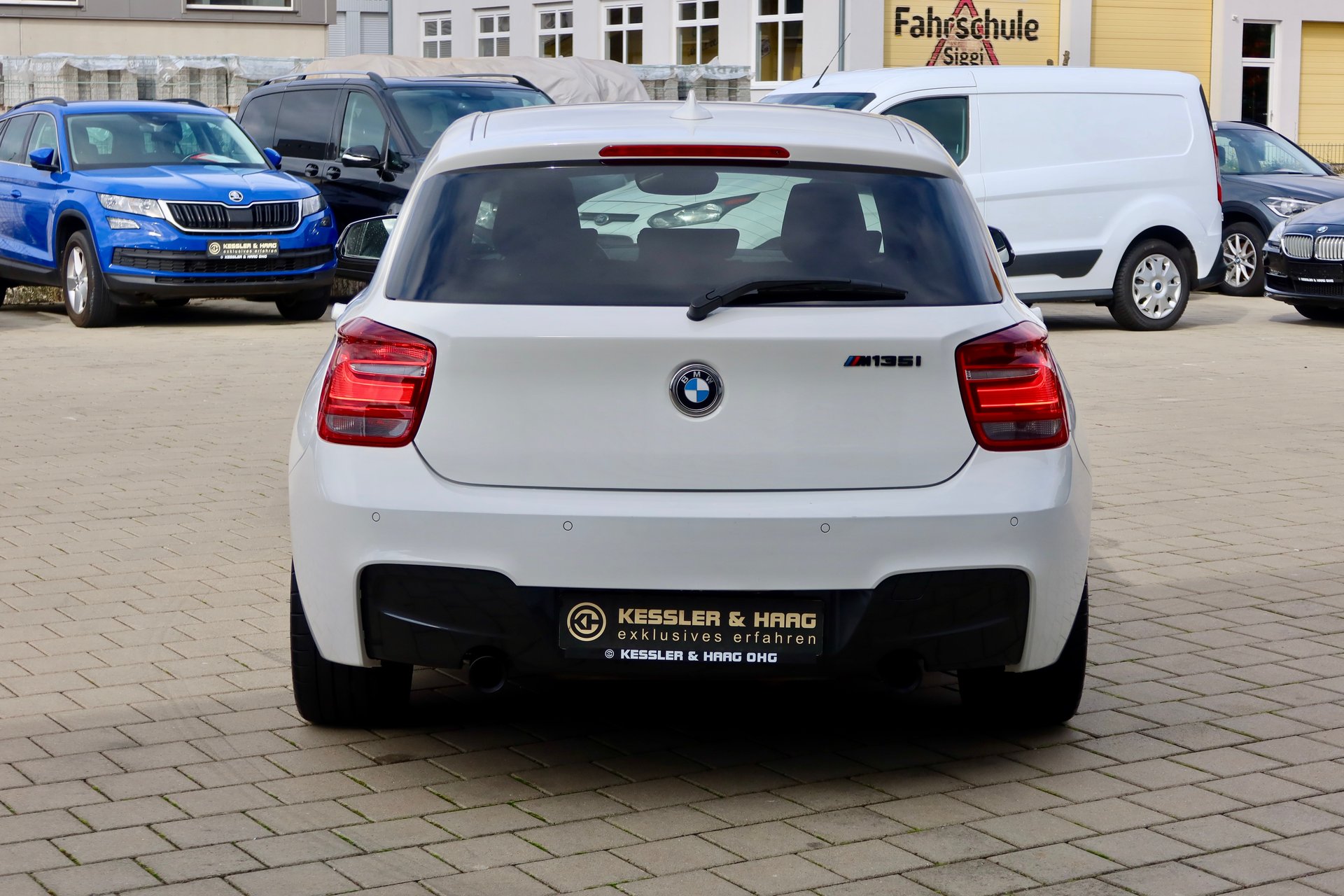 BMW M135i xDrive #Professional#DAB#1HD#8xALU – Bild 7