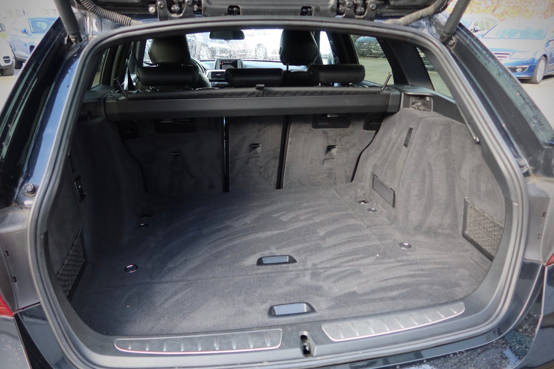 BMW 330i xDrive M-Sport#LED#1HAND# SERVICE# – Bild 24