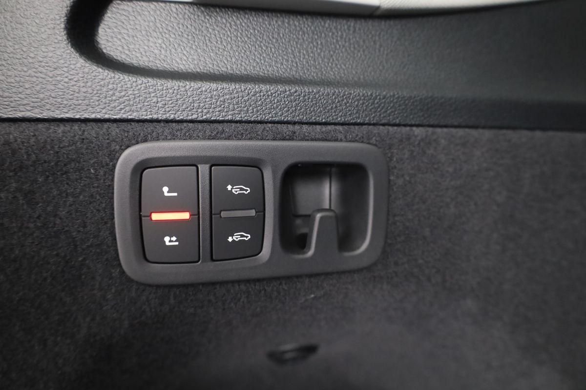 Audi Q7 45 TDI quattro, Luft, AHK, Leder, Kamera, Tou – Bild 15