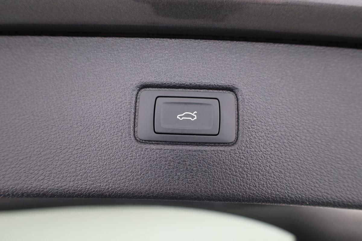 Audi Q7 45 TDI quattro, Luft, AHK, Leder, Kamera, Tou – Bild 17