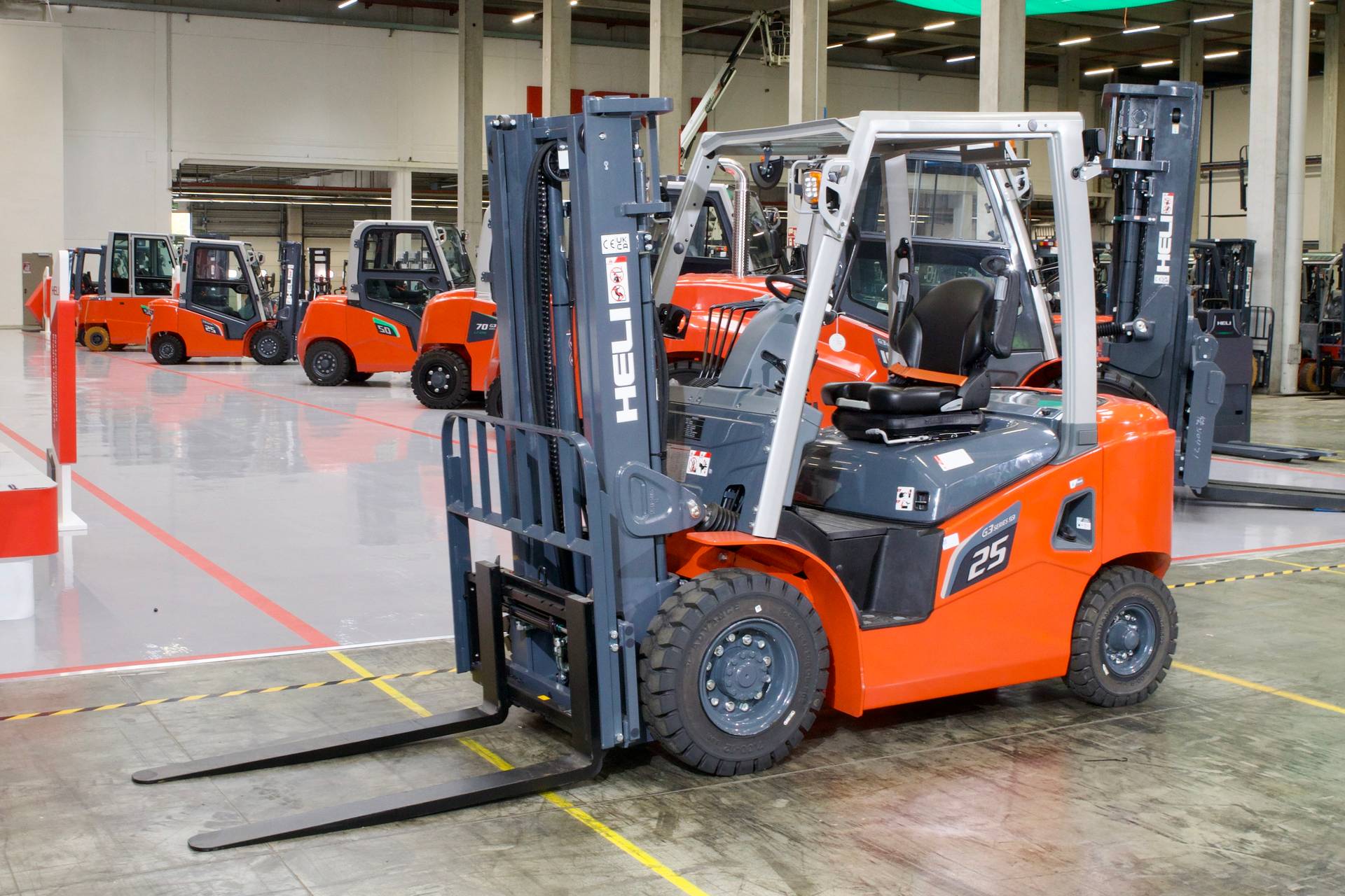 Heli CPCD25-XC26RG3 Neustapler Kaufen