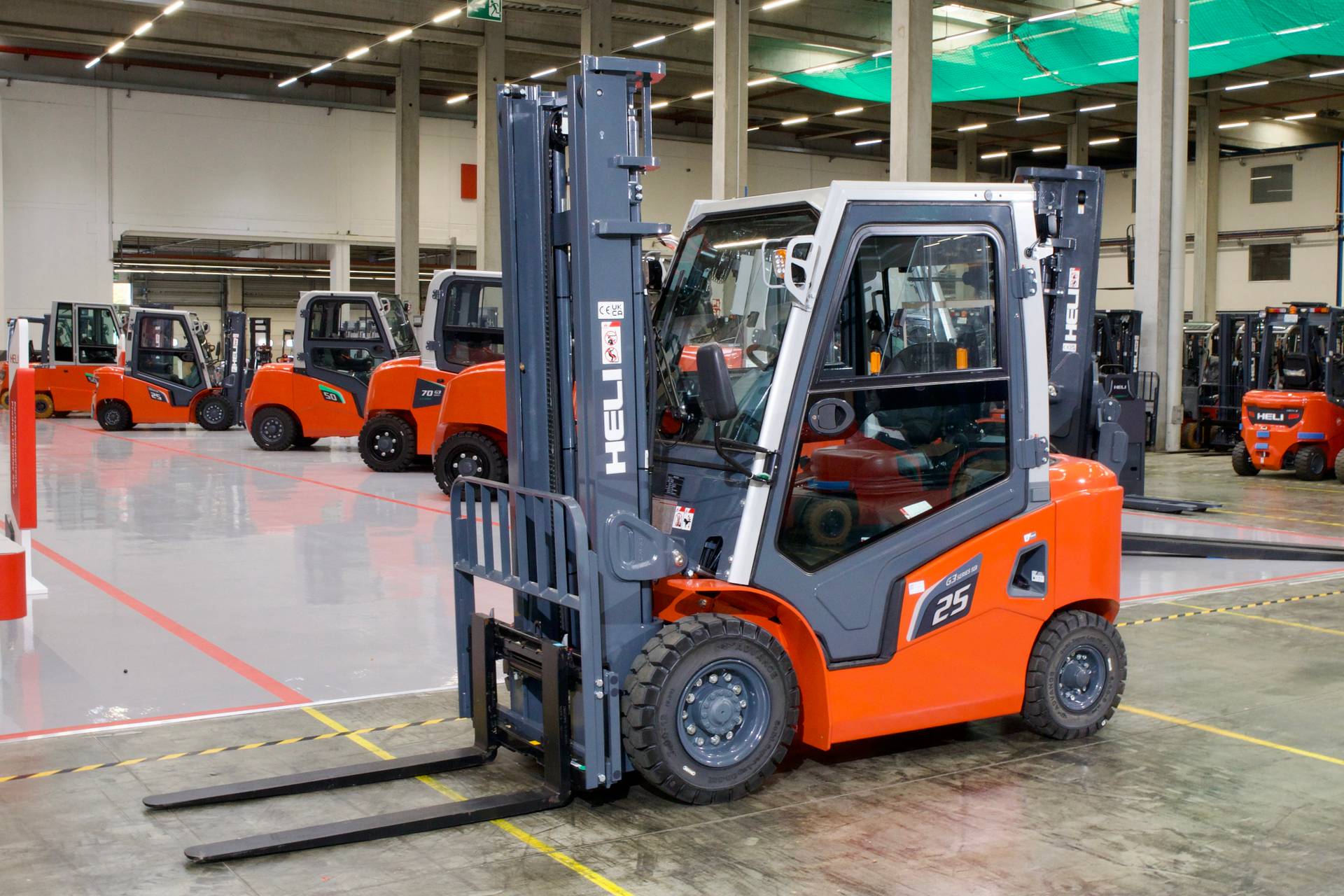 Heli CPCD25-XC26RG3 Neustapler Kaufen