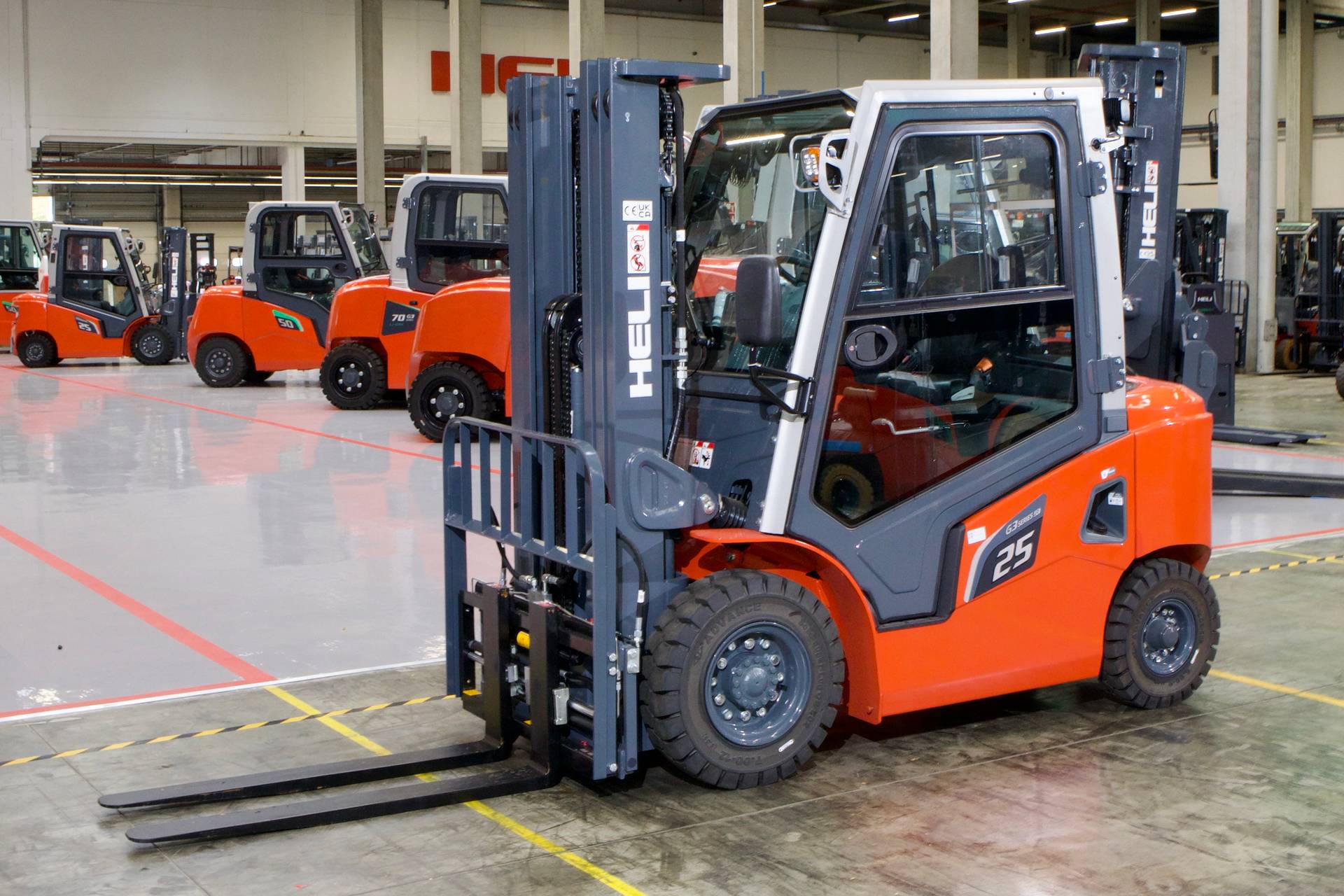 Heli CPCD25-XC26RG3 Neustapler Kaufen