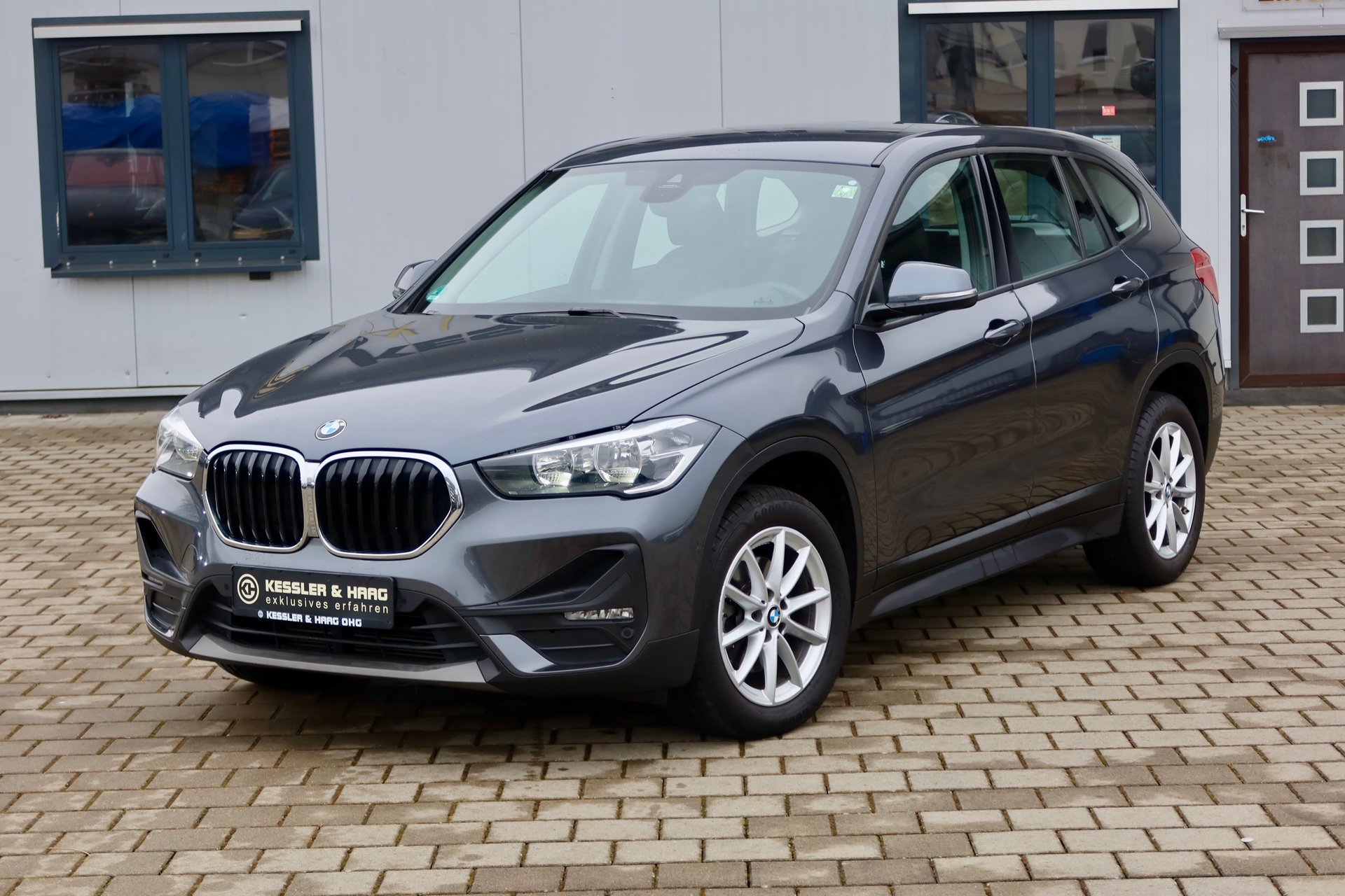 BMW X1 sDrive 18d Advantage#1HAND#8xALU# – Bild 2