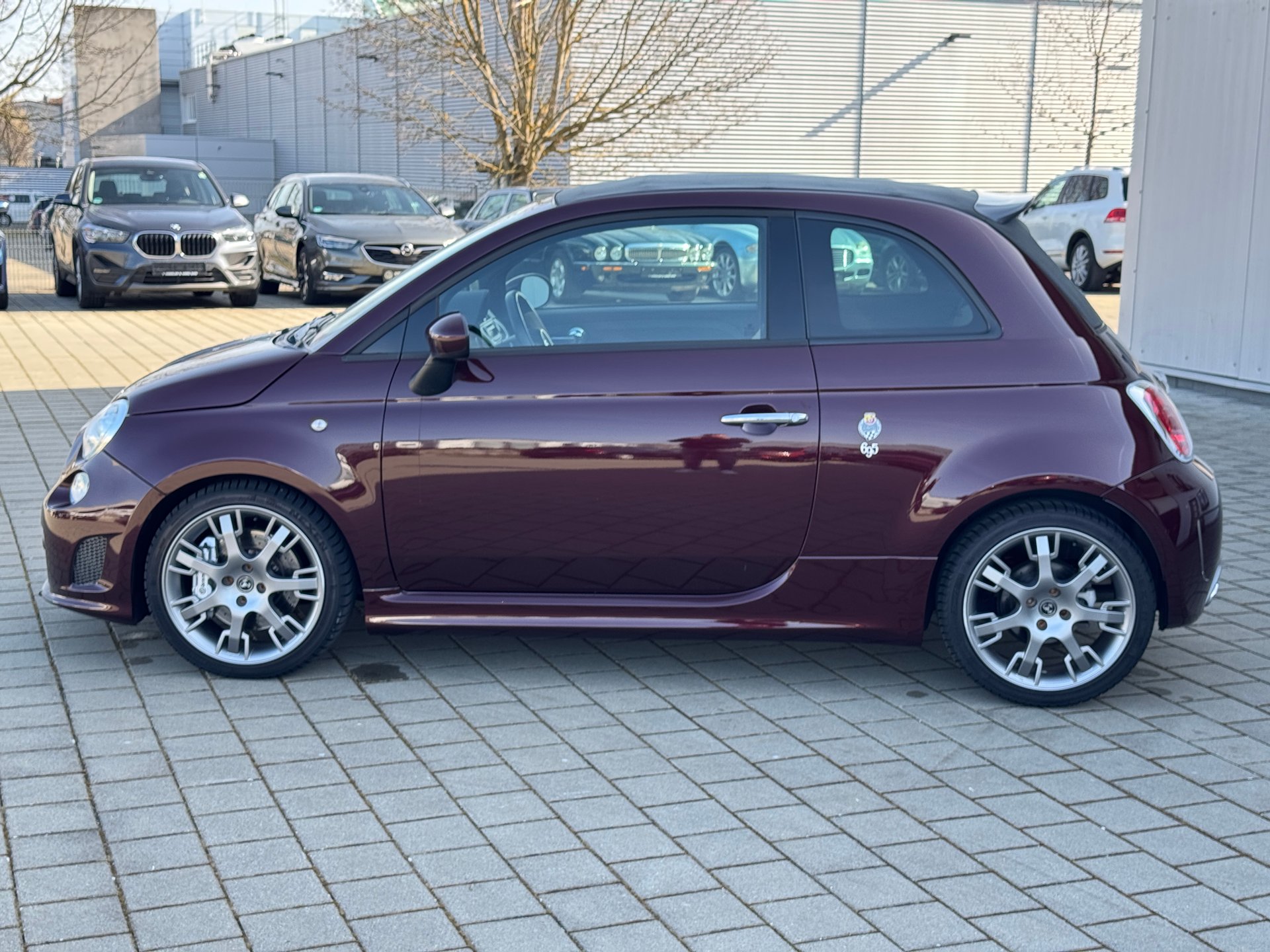 Abarth Cabrio 695 Edizione Maserati/NR.499 von 499 – Bild 11