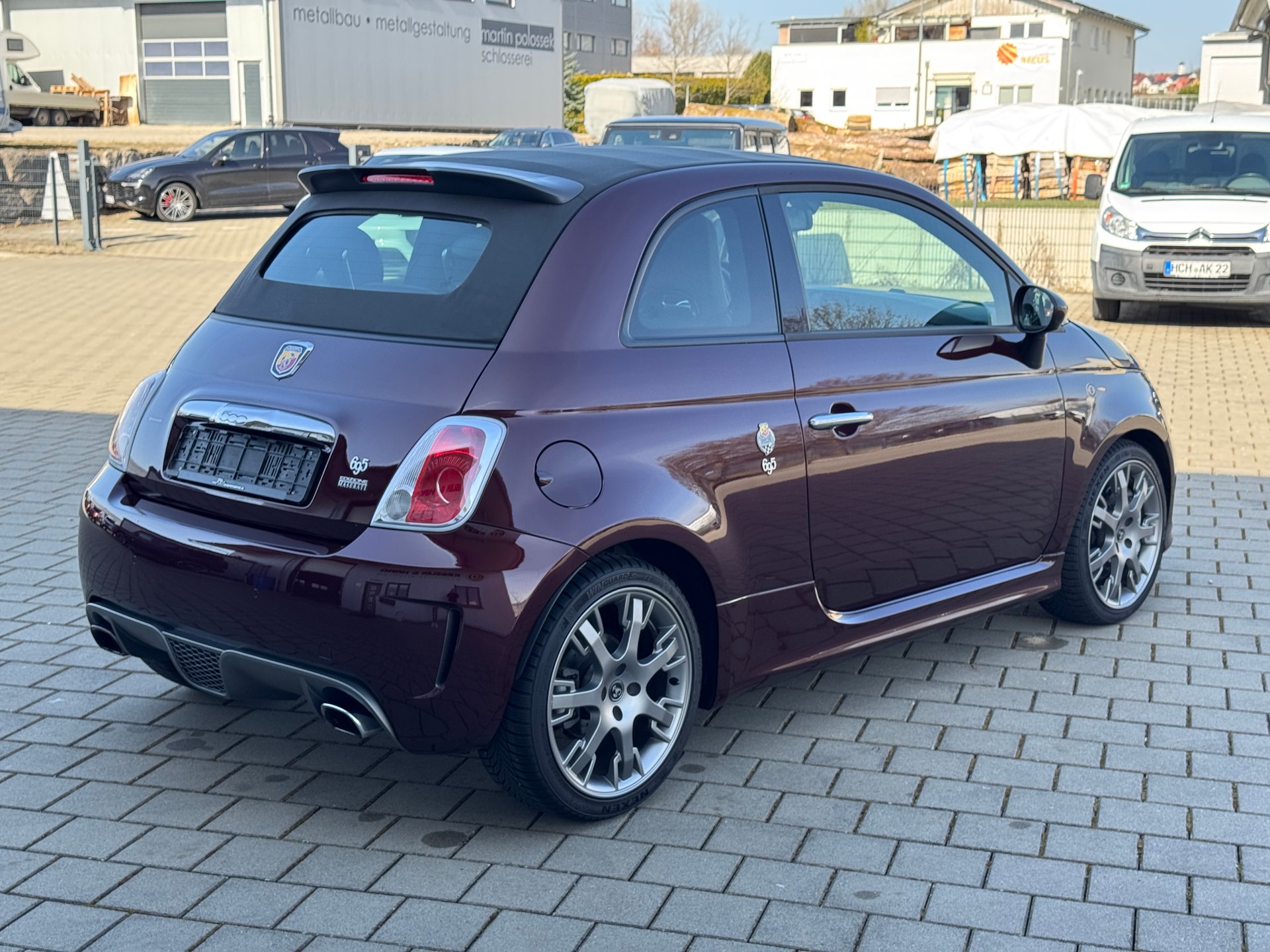 Abarth Cabrio 695 Edizione Maserati/NR.499 von 499 – Bild 7