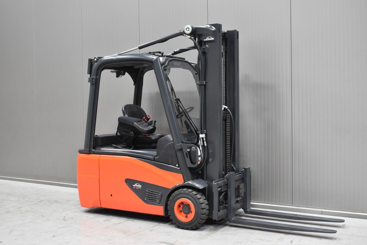 Gabelstapler Gebraucht kaufen – Linde E 16 L - 02 mit Elektro in Österreich
