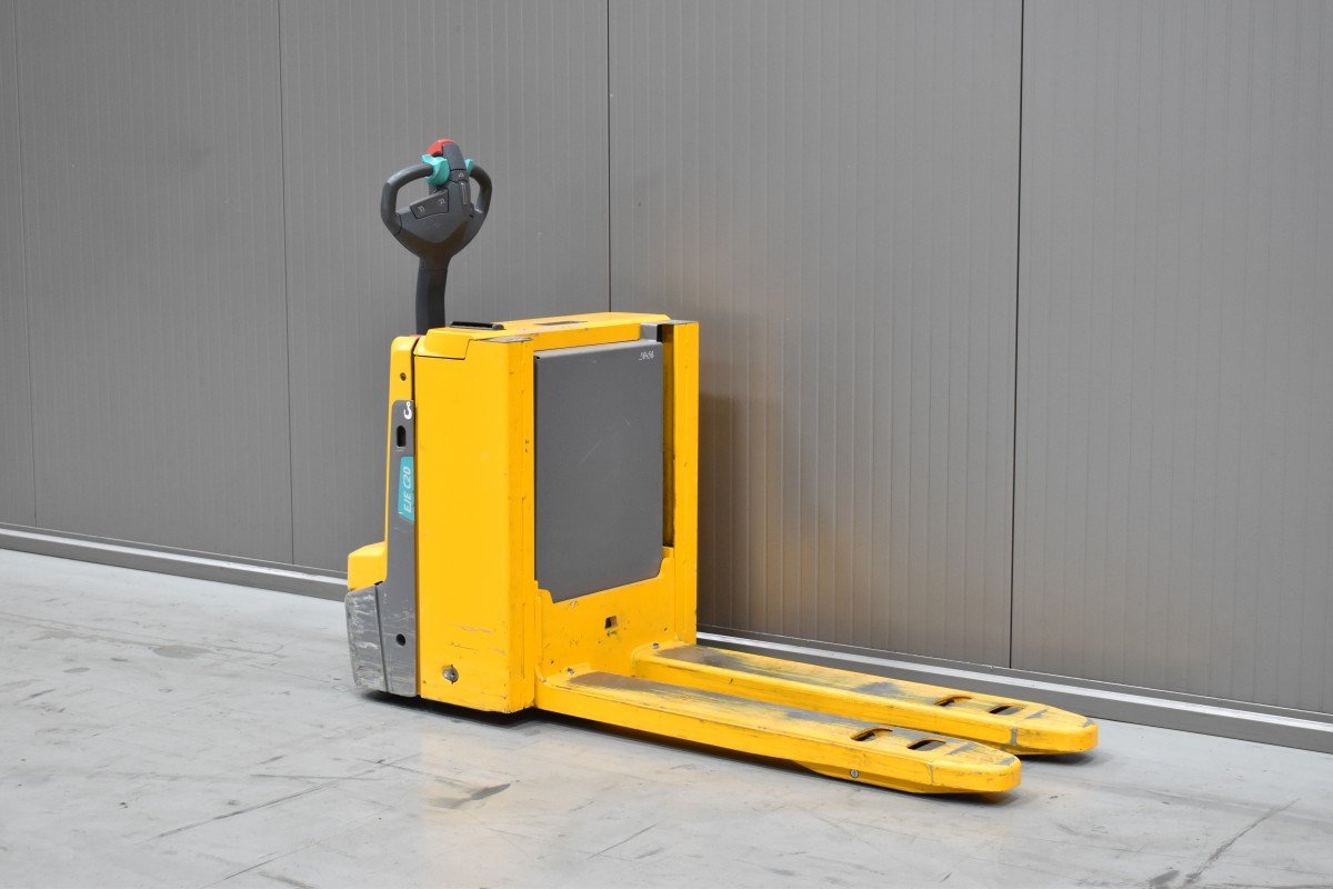 Gabelstapler Gebraucht kaufen – Jungheinrich EJE C20 mit Elektro in Österreich