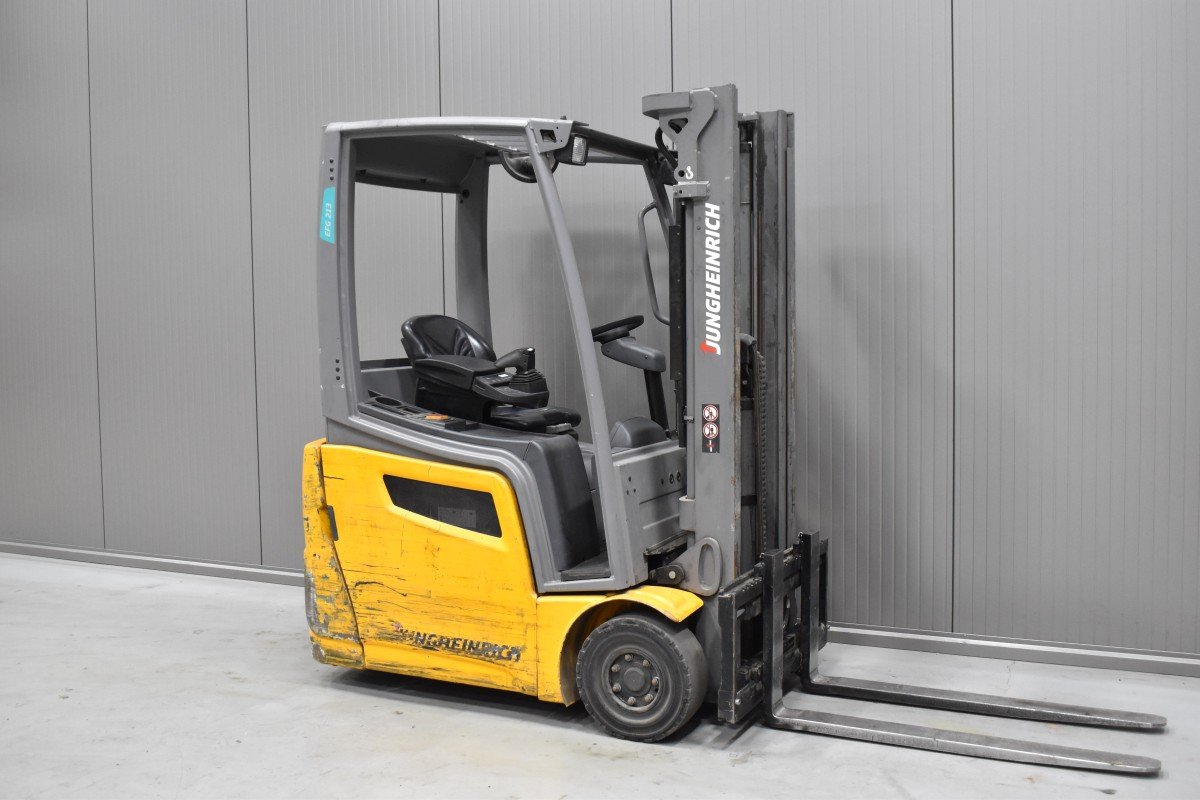 Gabelstapler Gebraucht kaufen – Jungheinrich EFG 213 mit Elektro in Österreich