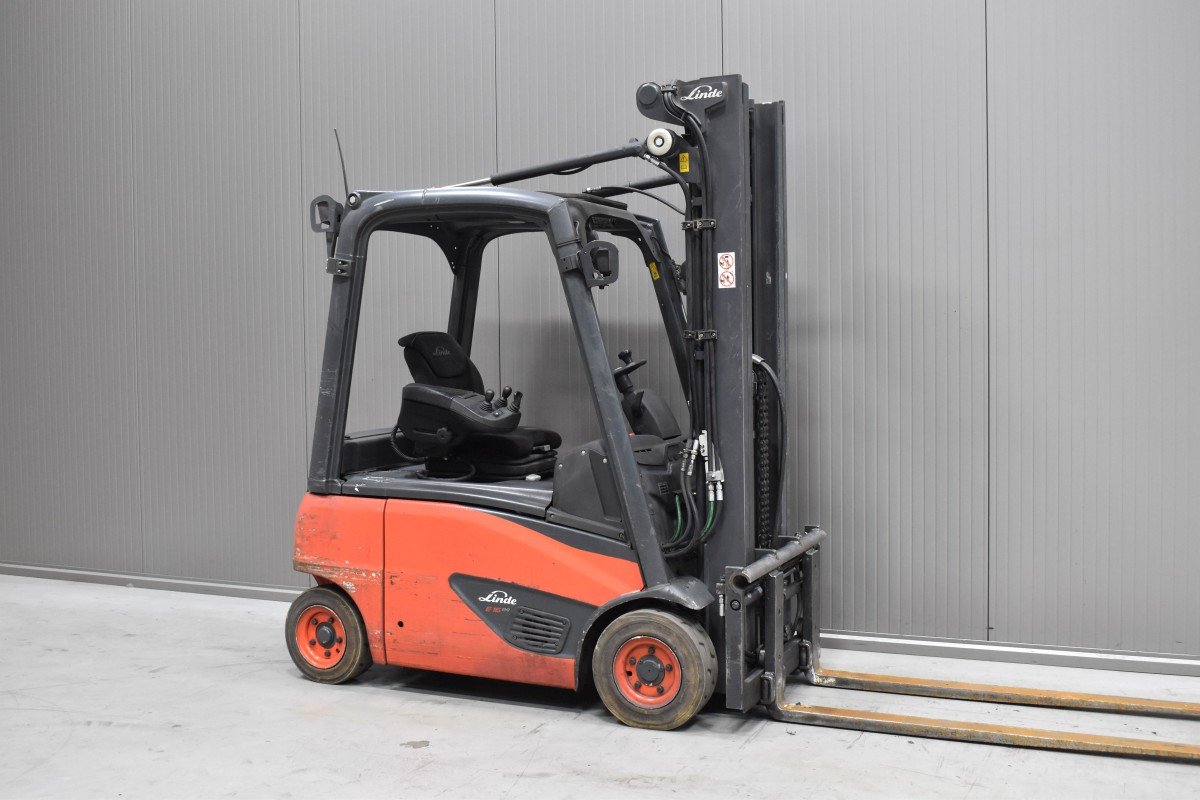 Gabelstapler Gebraucht kaufen – Linde E 16 P - 02 mit Elektro in Österreich