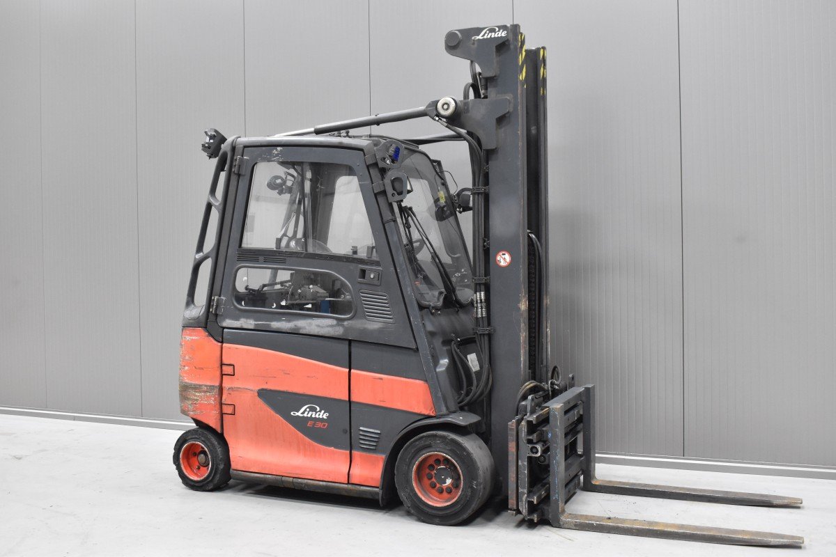 Gabelstapler Gebraucht kaufen – Linde E 30 H - 600 - 01 mit Elektro in Österreich