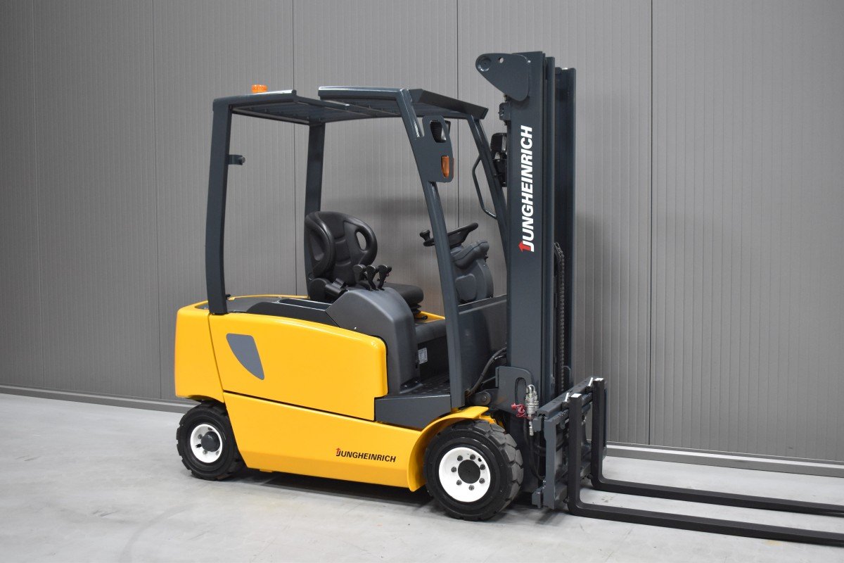 Gabelstapler Gebraucht kaufen – Jungheinrich EFG 320 N mit Elektro in Österreich