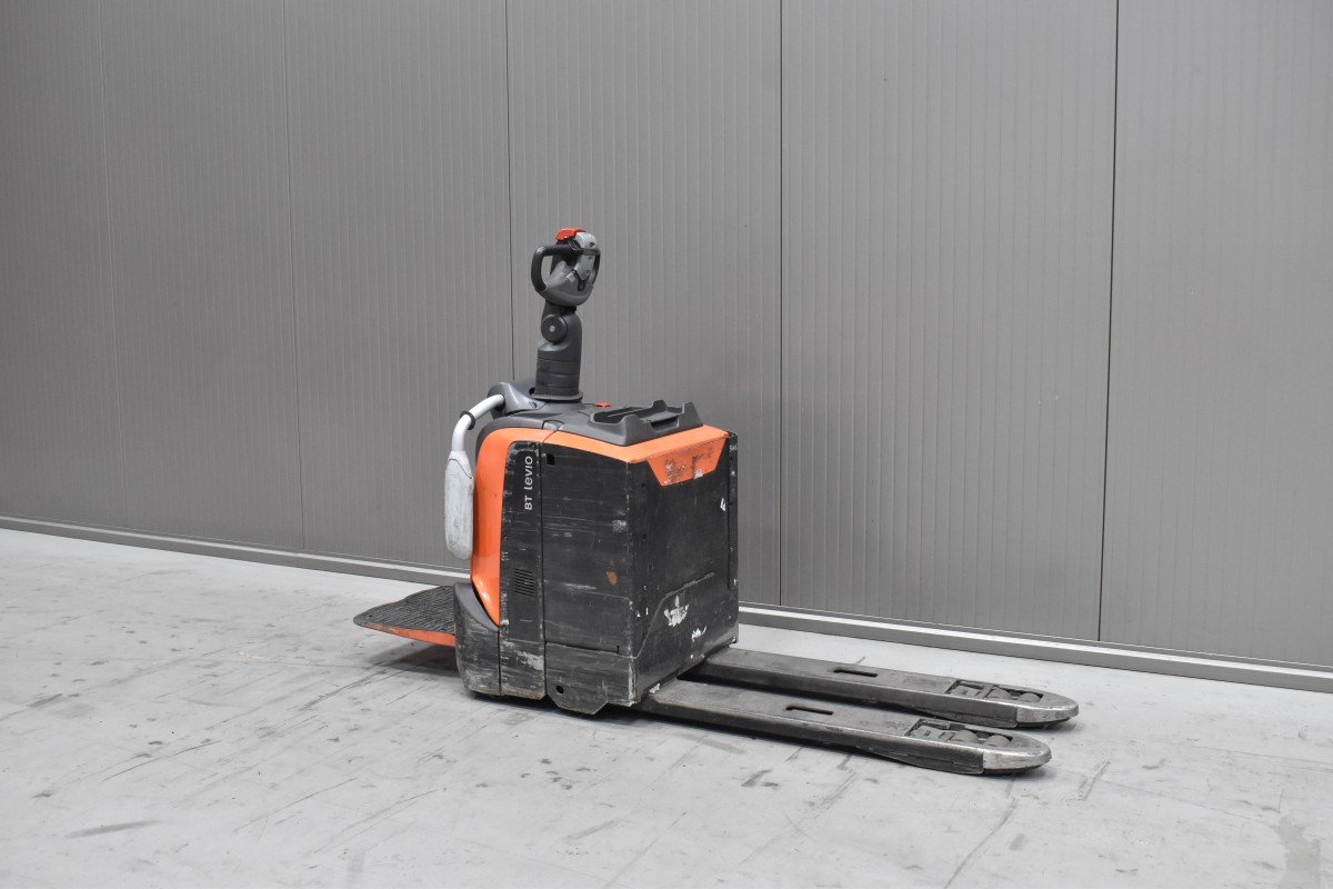 Gabelstapler Gebraucht kaufen – Toyota LPE 250 mit Elektro in Österreich